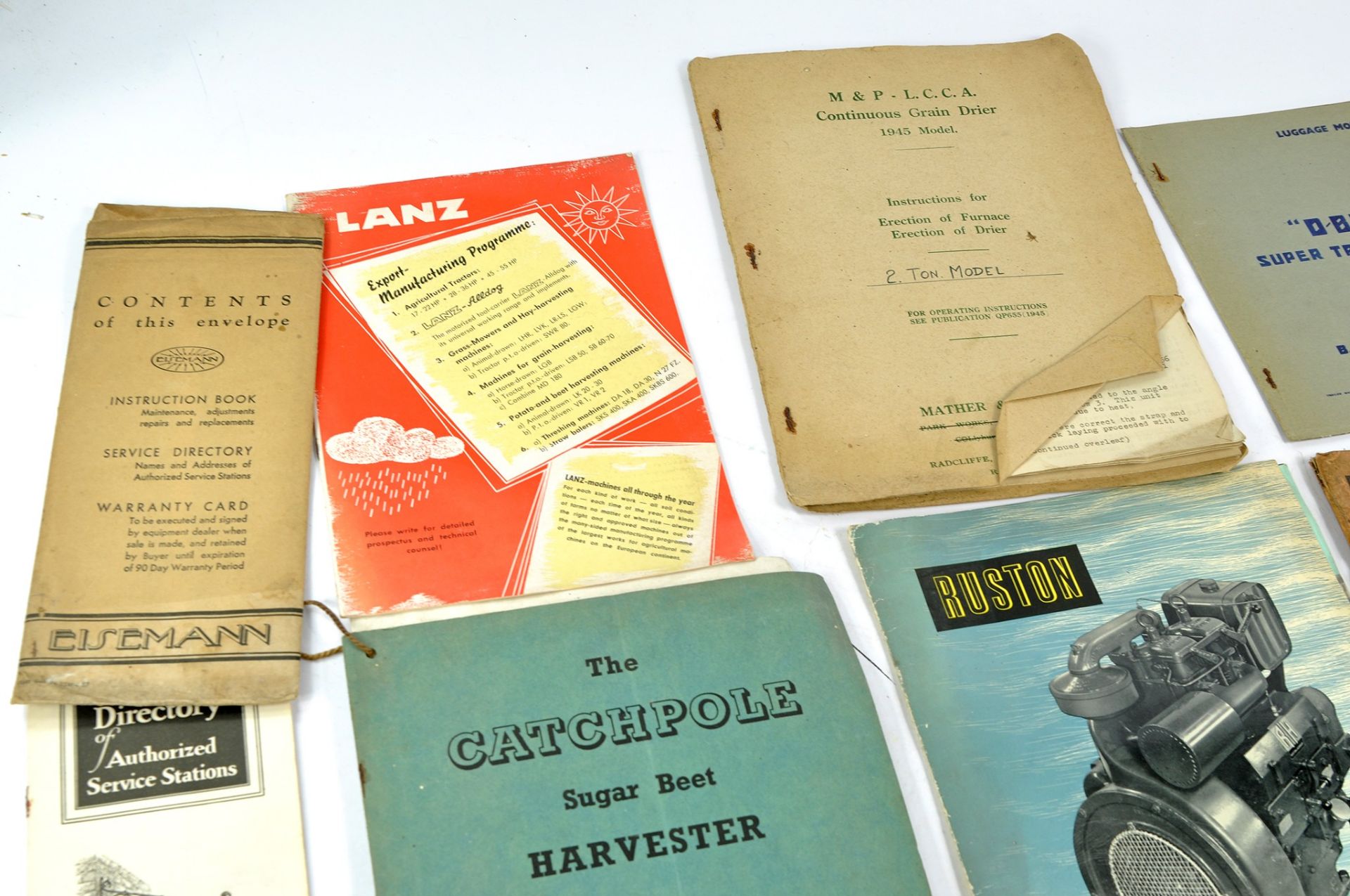 Further interesting assortment of hard to find Vintage Tractor and Machinery related literature - Image 3 of 4