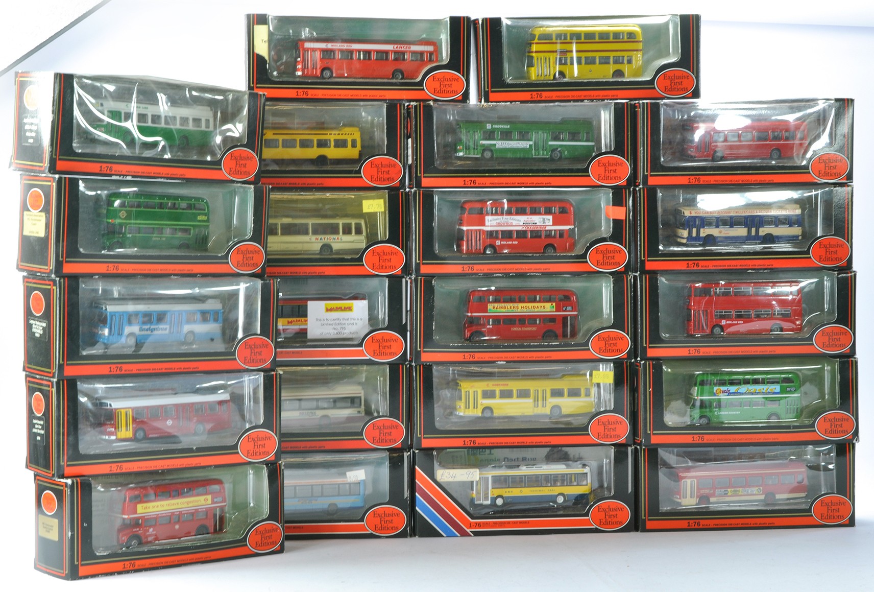 A group of 22 boxed bus/coach issues. Mostly EFE. Look to be generally excellent and complete.