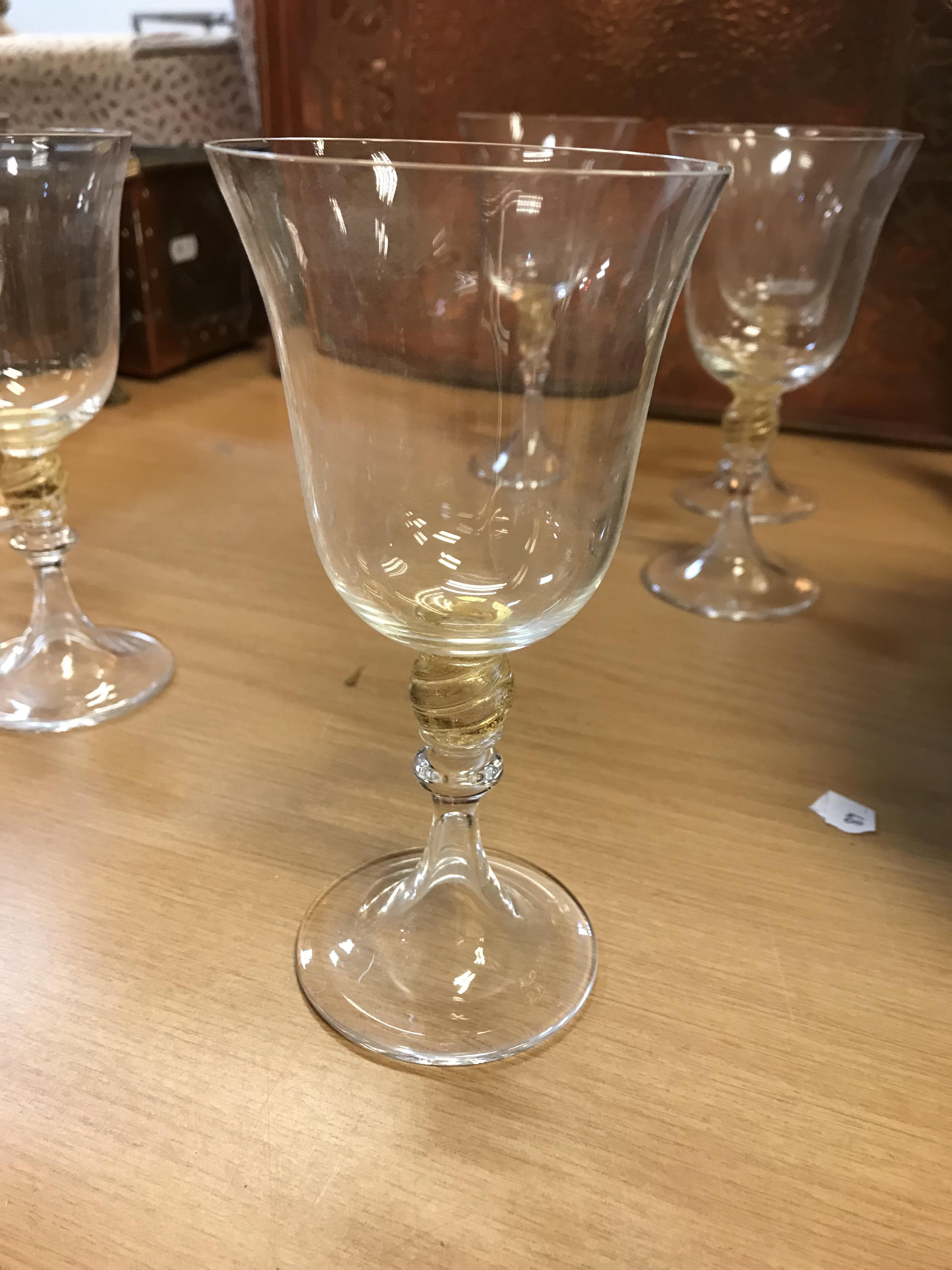 A set of 15 Murano glass wine glasses CONDITION REPORTS Two glasses have a flea bite - Image 2 of 6