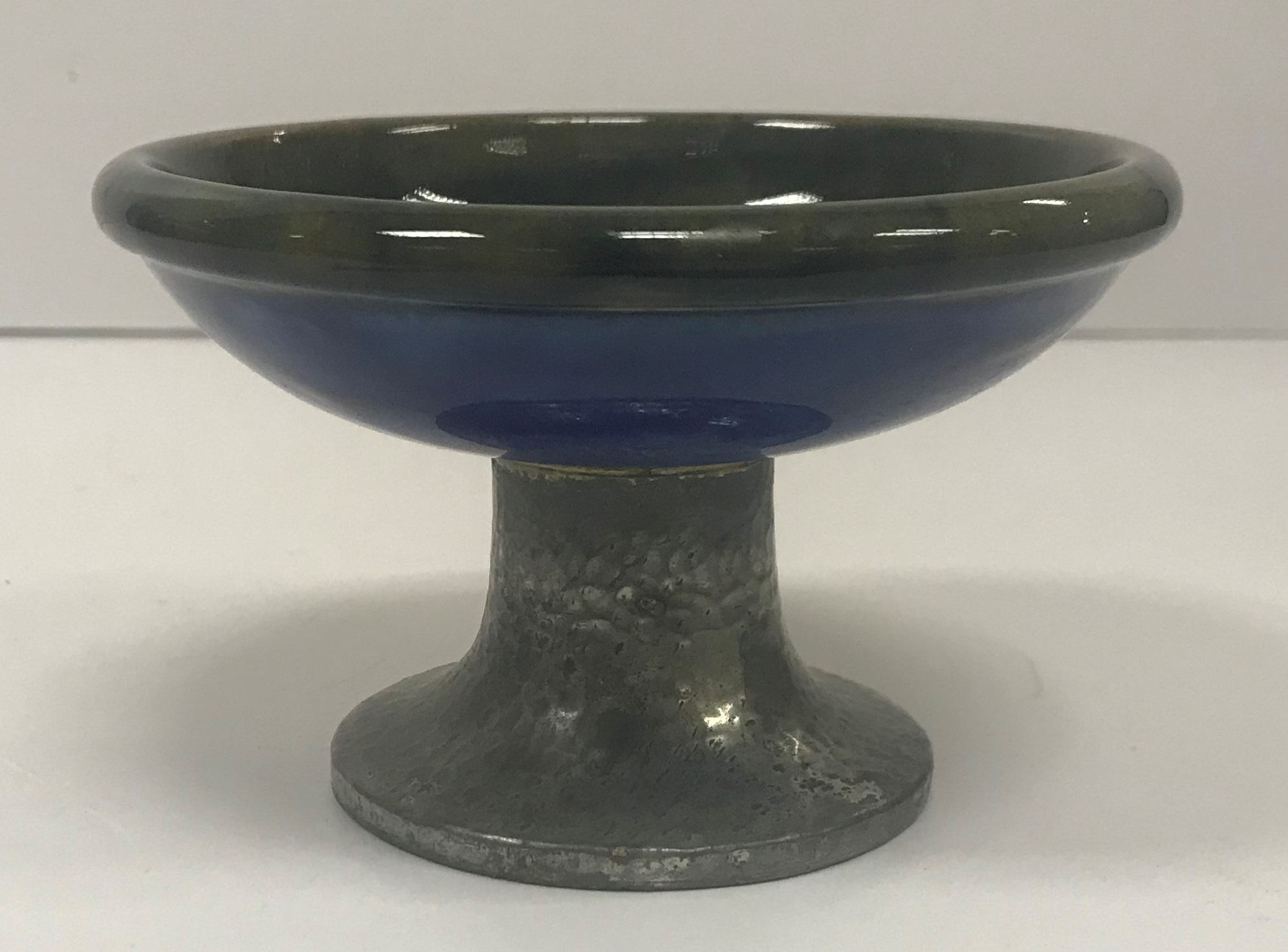 A Tudric Moorcroft pomegranate pattern pedestal bowl of small proportions the pewter base stamped - Image 3 of 17