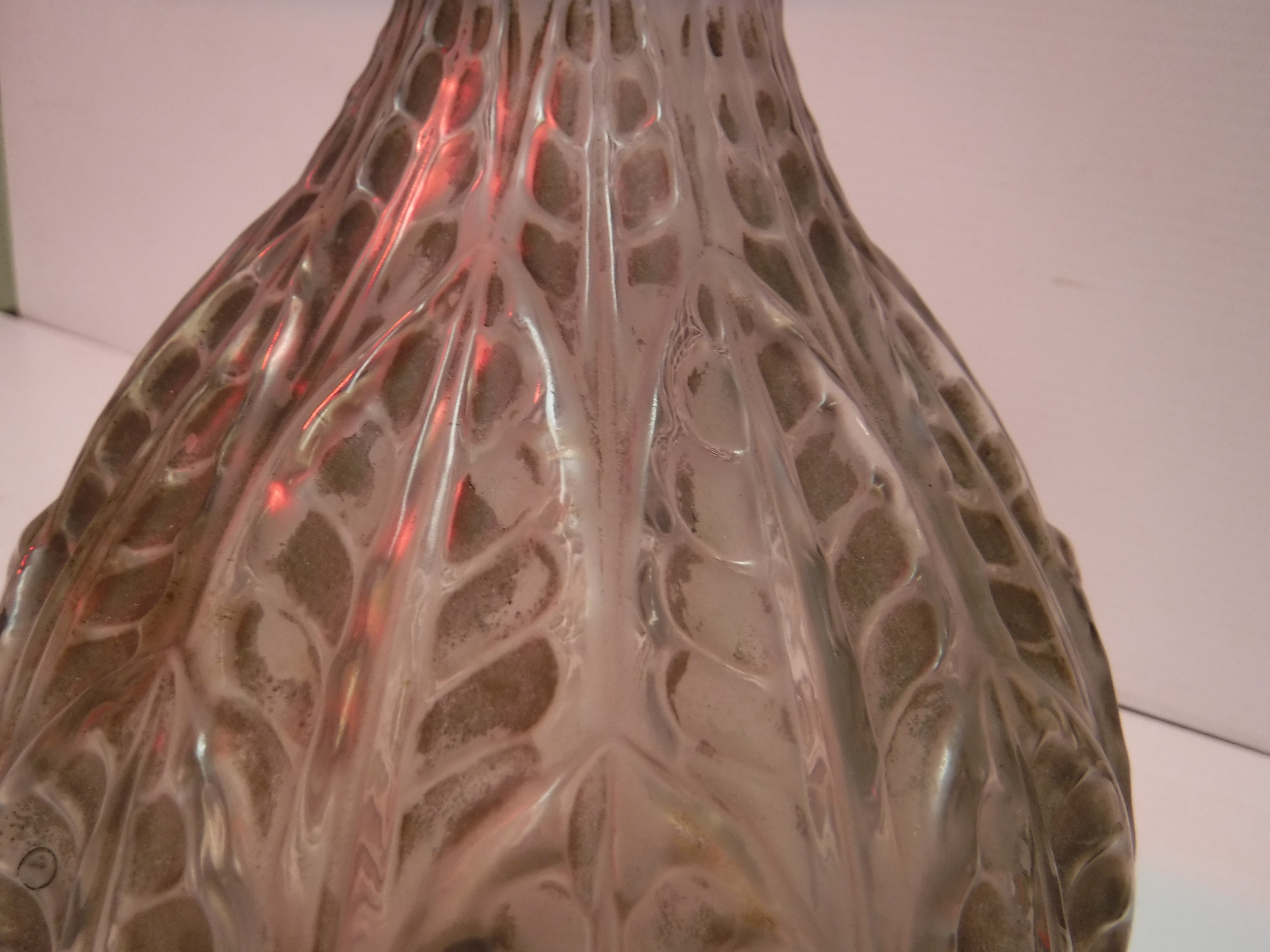 A Lalique “Malesherbes” vase 23 cm high CONDITION REPORTS N.B. - Bild 4 aus 15