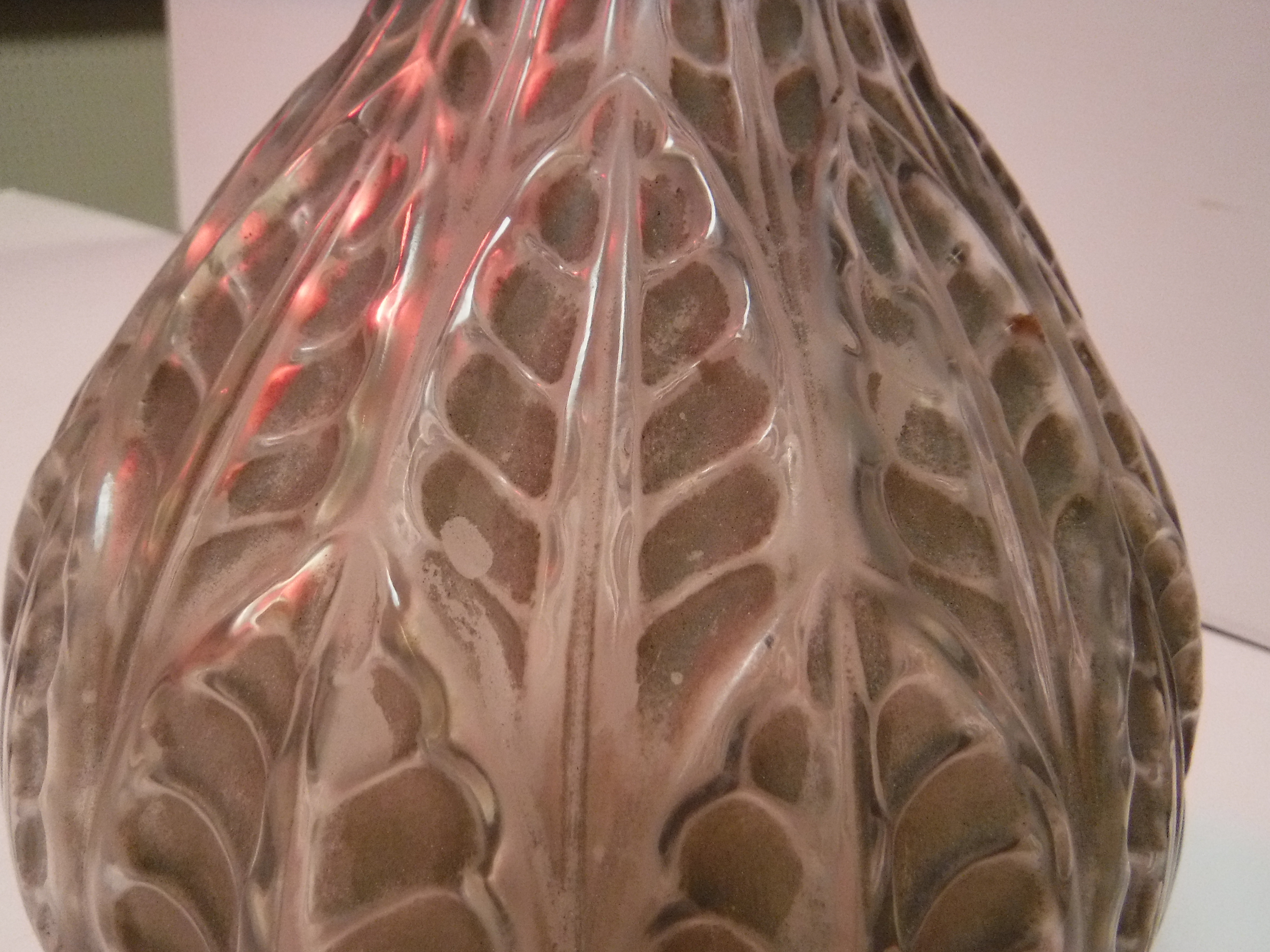 A Lalique “Malesherbes” vase 23 cm high CONDITION REPORTS N.B. - Bild 5 aus 15