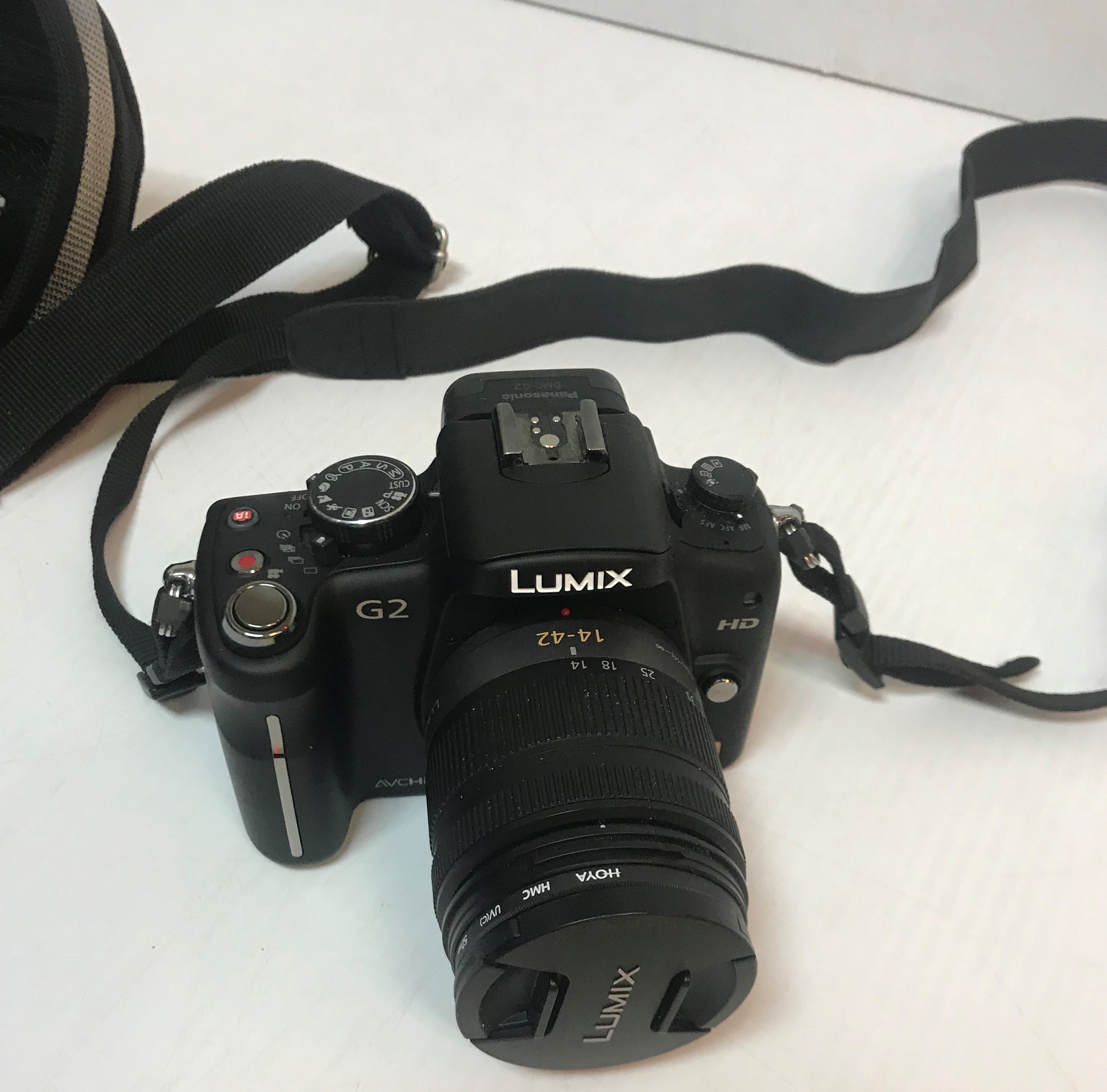 A Panasonic Lumix DMC-G2 camera with a 14-42 lens, instructions, - Image 2 of 3