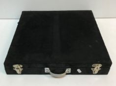 A 20th Century carved black marble and white onyx chess set, kings 9 cm high,