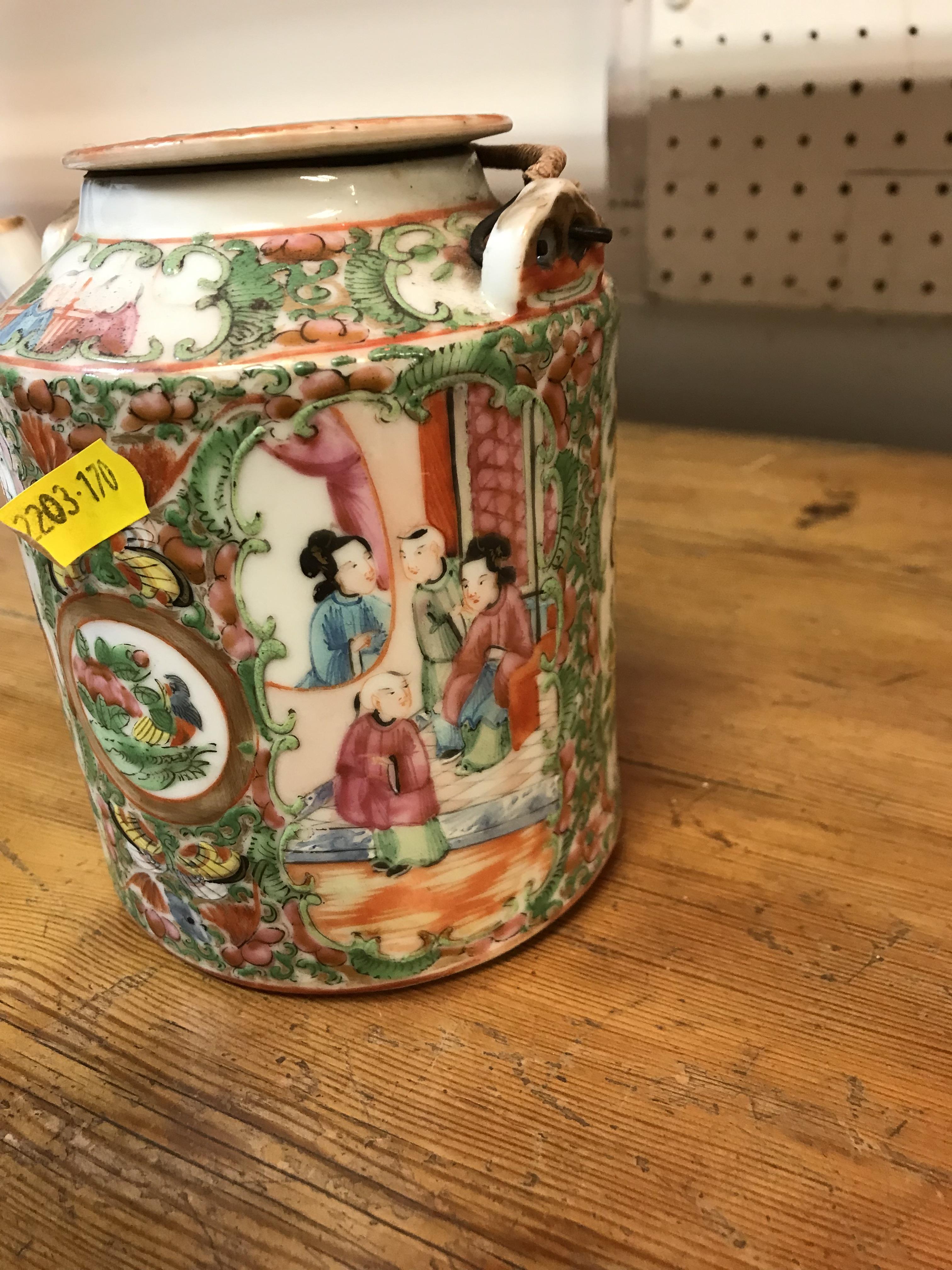 A collection of various Oriental china including a 19th Century Chinese canton famille rose - Image 8 of 121