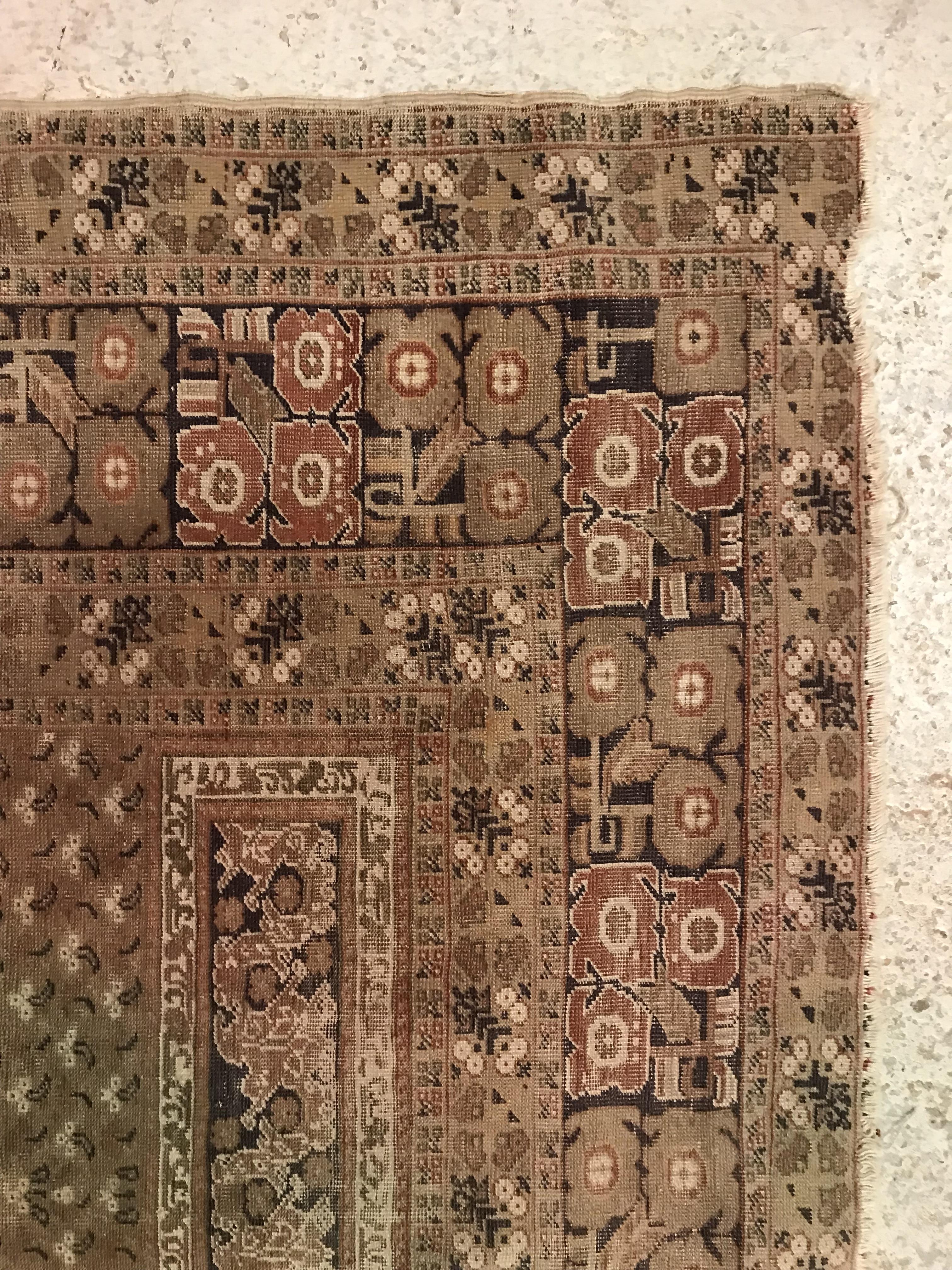 A vintage Ushak prayer rug, the central - Image 10 of 16