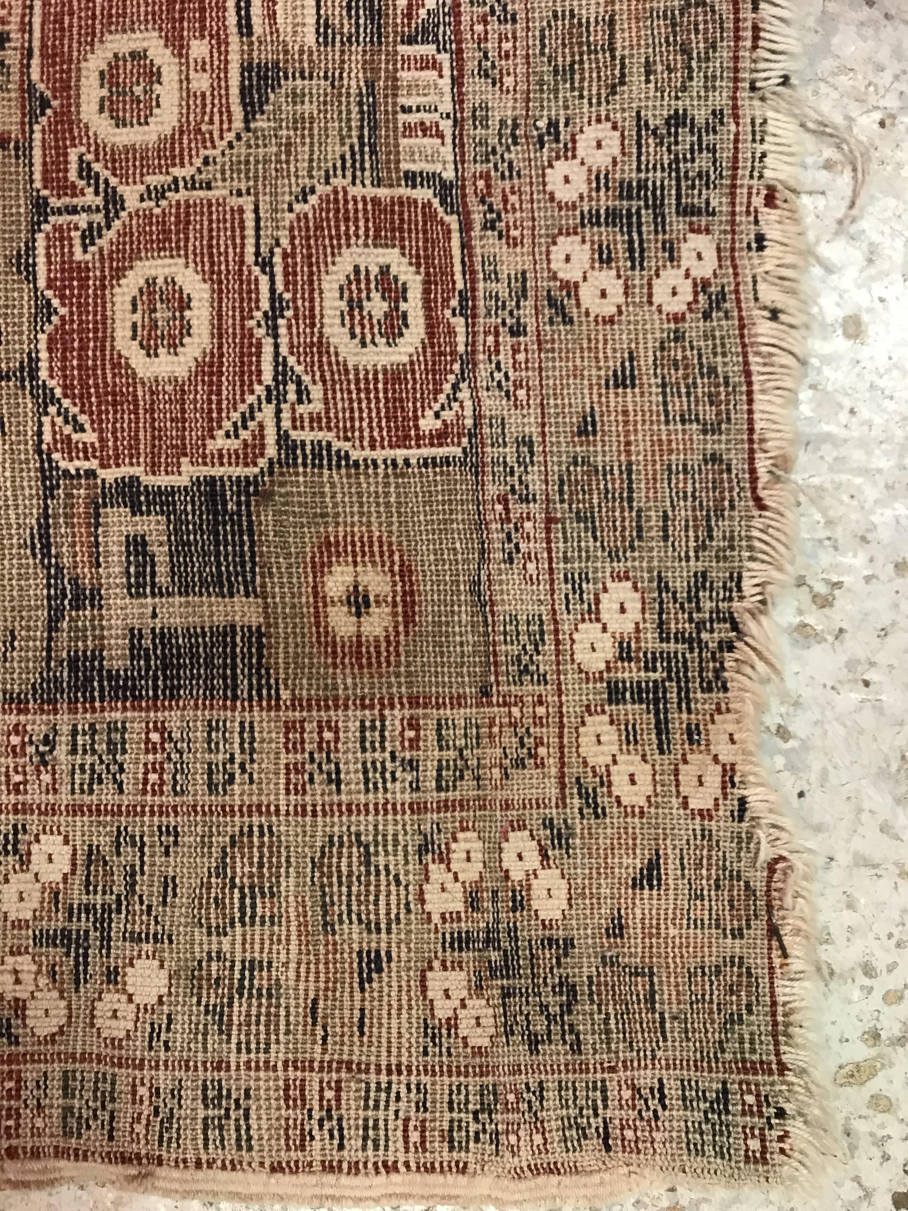 A vintage Ushak prayer rug, the central - Image 16 of 16