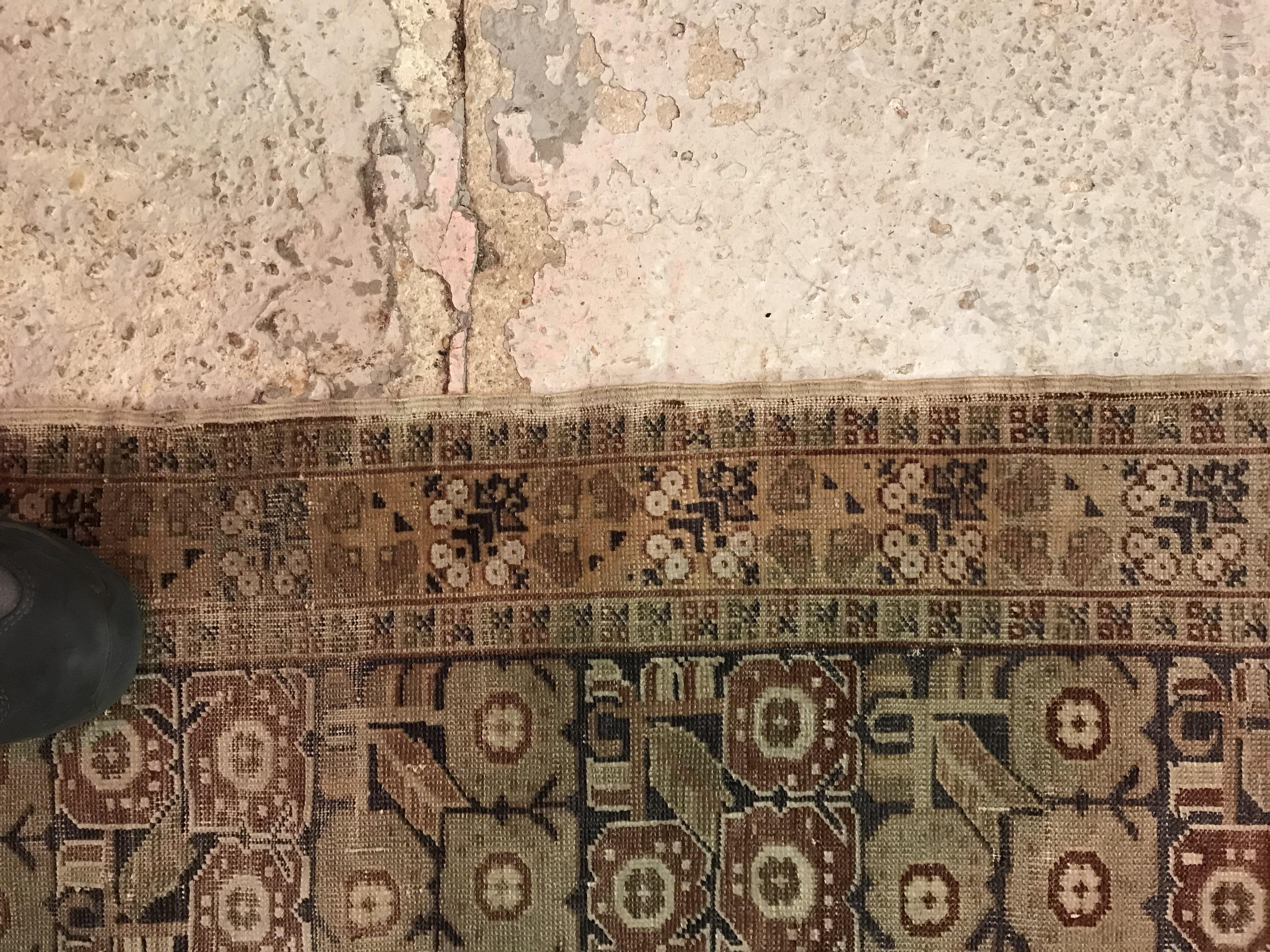 A vintage Ushak prayer rug, the central - Image 12 of 16