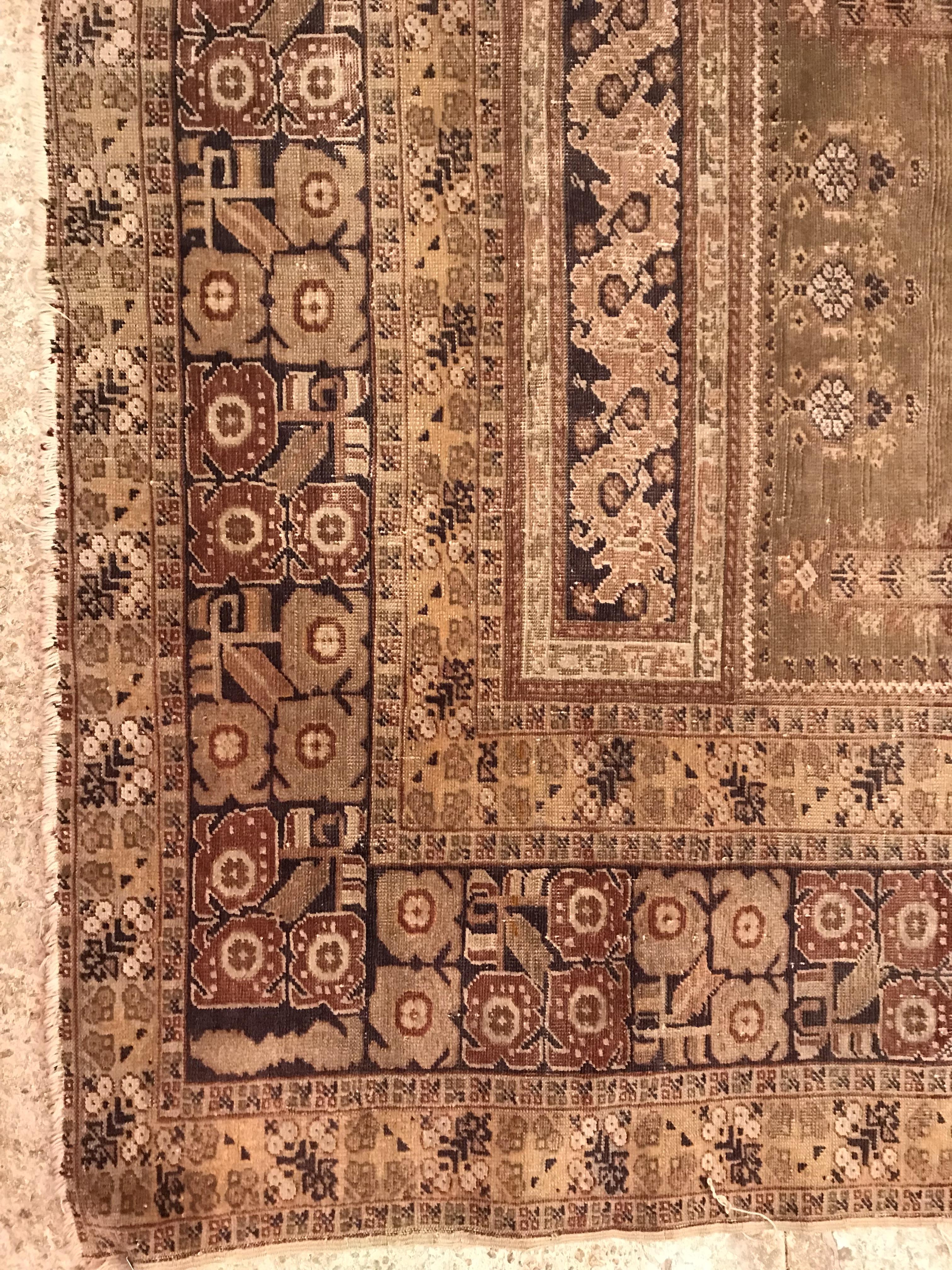 A vintage Ushak prayer rug, the central - Image 3 of 16