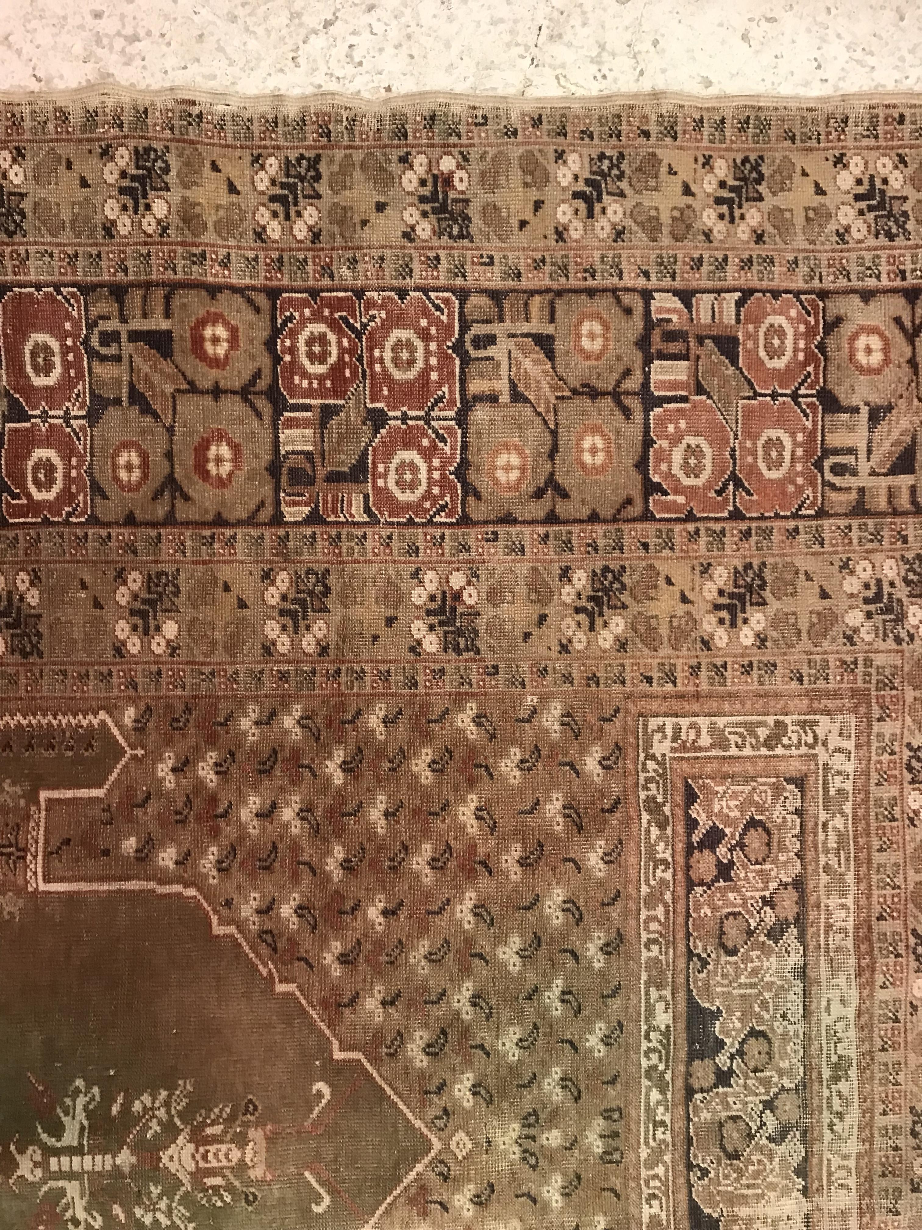 A vintage Ushak prayer rug, the central - Image 8 of 16