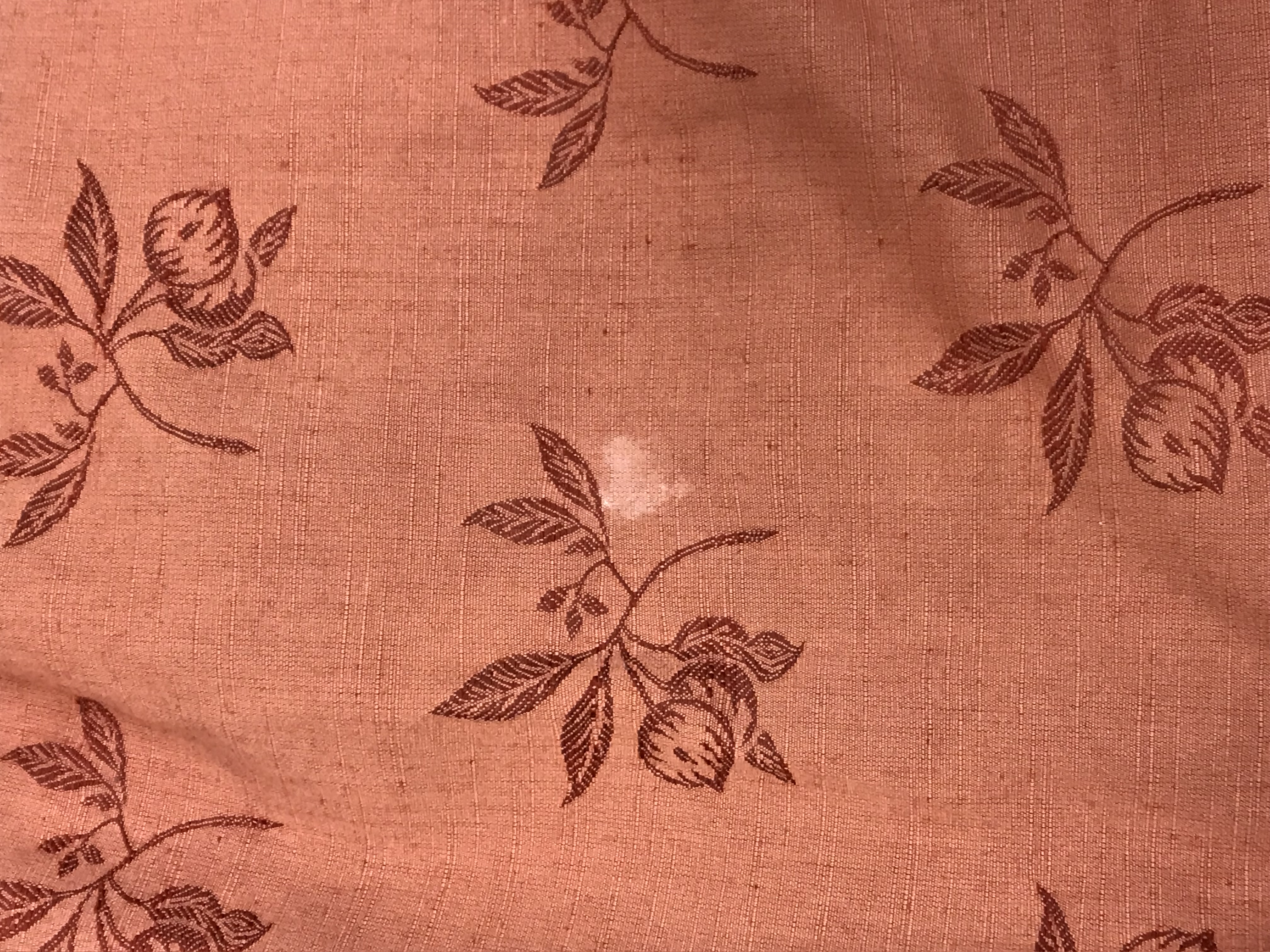 A single linen self-patterned floral decorated peach interlined curtain with fixed triple pencil - Image 5 of 32