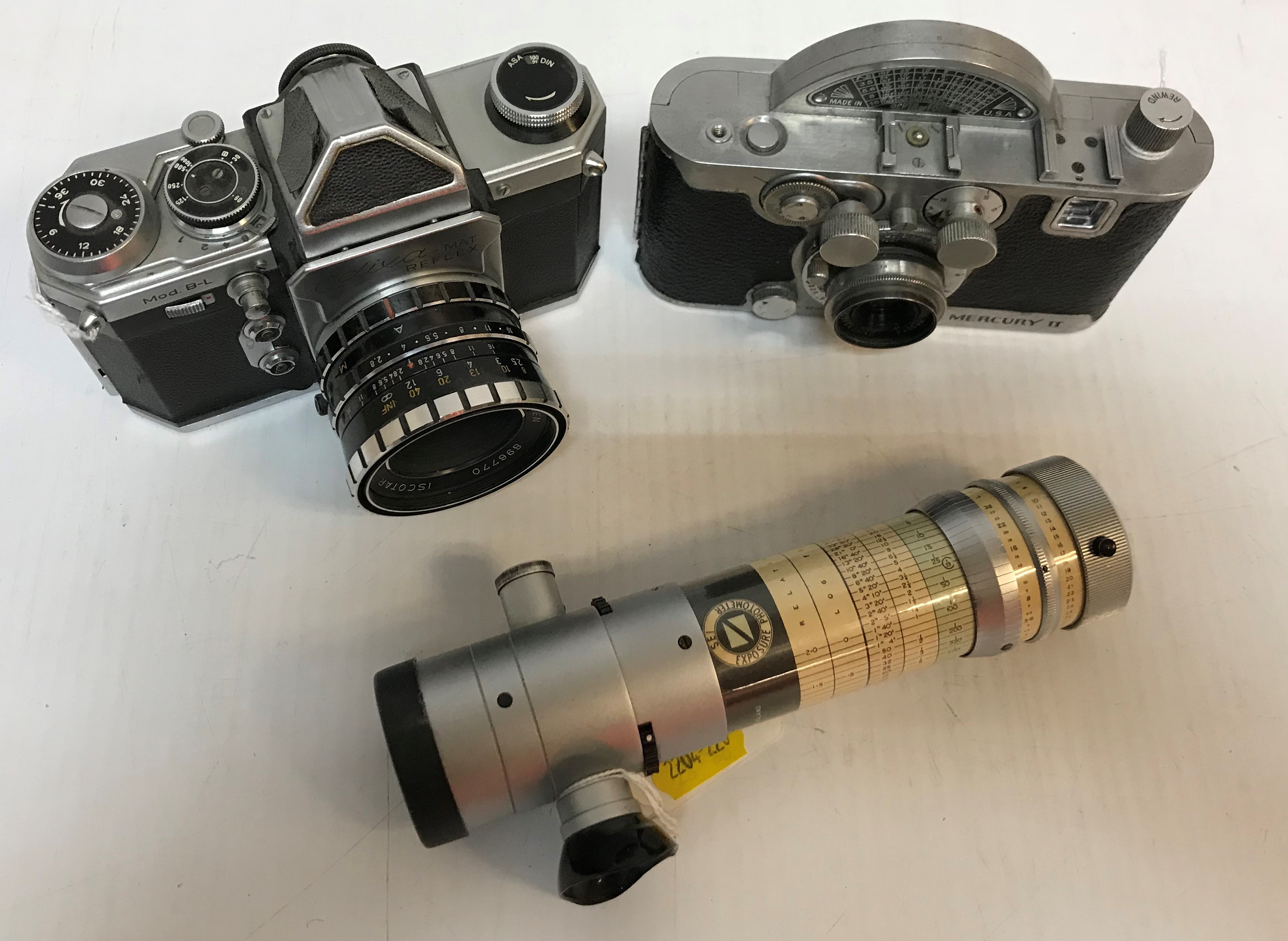 An Edixa-Matt Reflex Mod. B-L camera, with Iscotar 1:2.8/50 lens (No. - Image 2 of 3