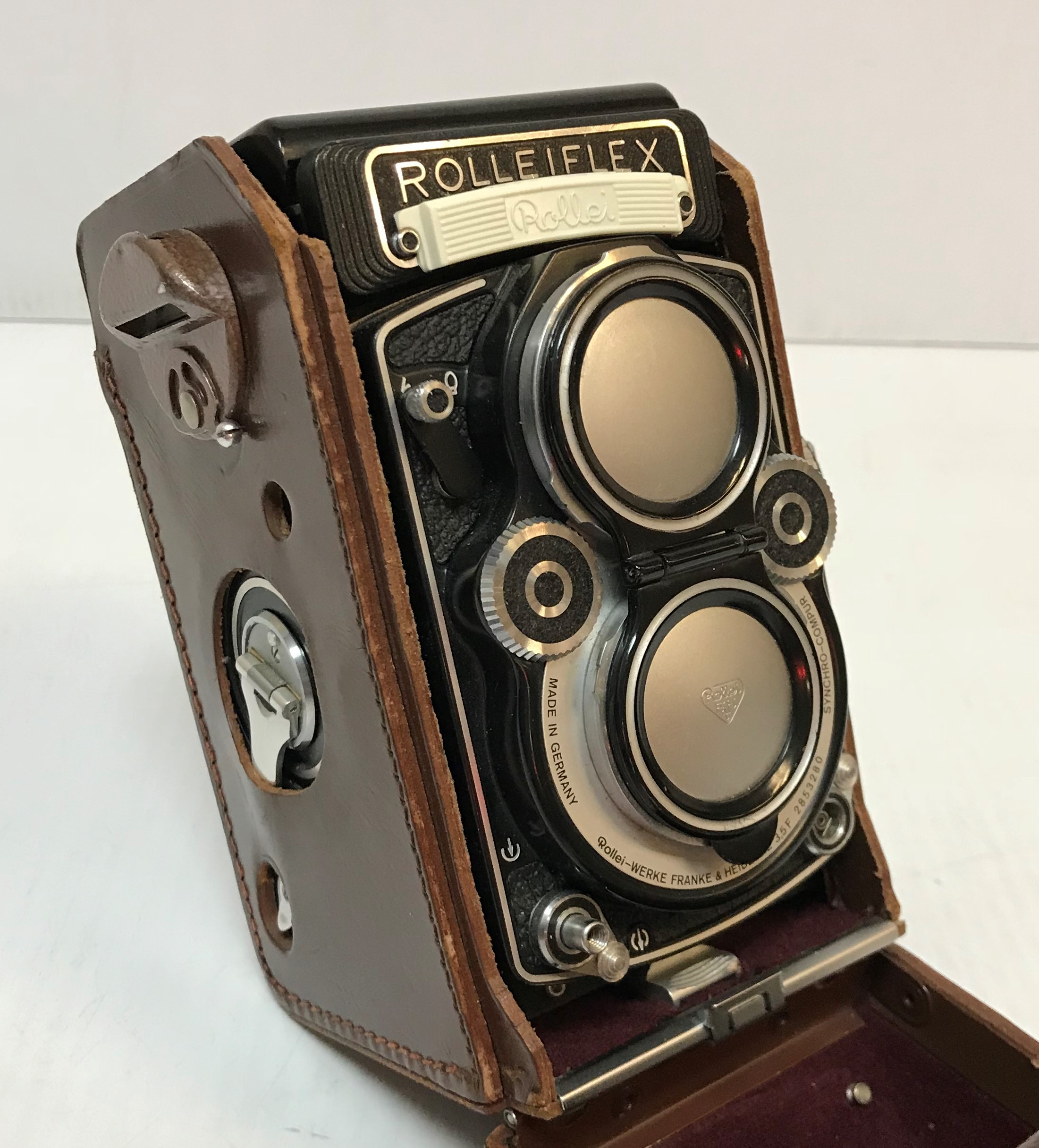 A Franke & Heideke Rolleiflex twin reflex camera (No.