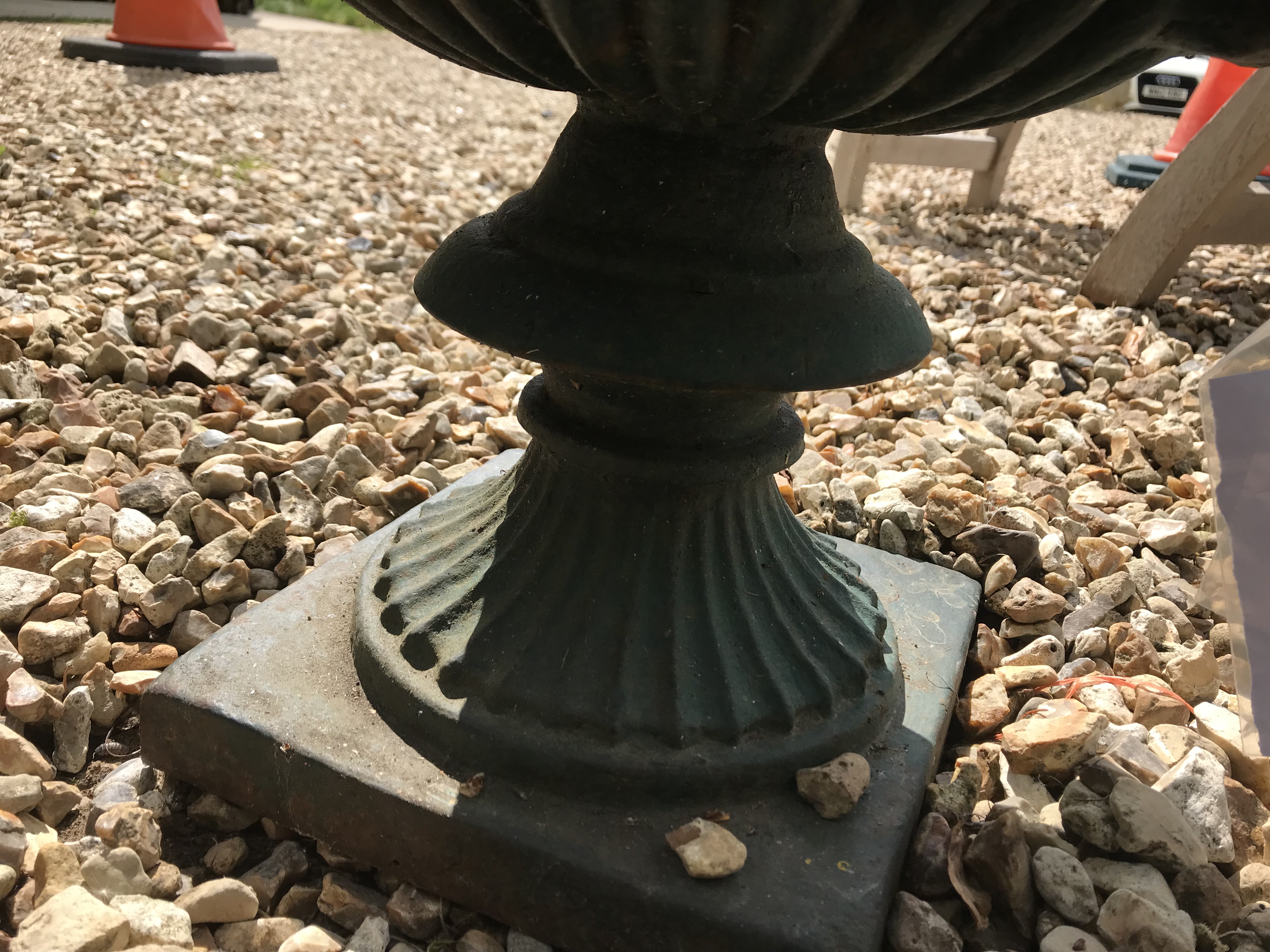 Two similar green cast iron garden urns CONDITION REPORTS Some areas of rusting, - Image 14 of 31