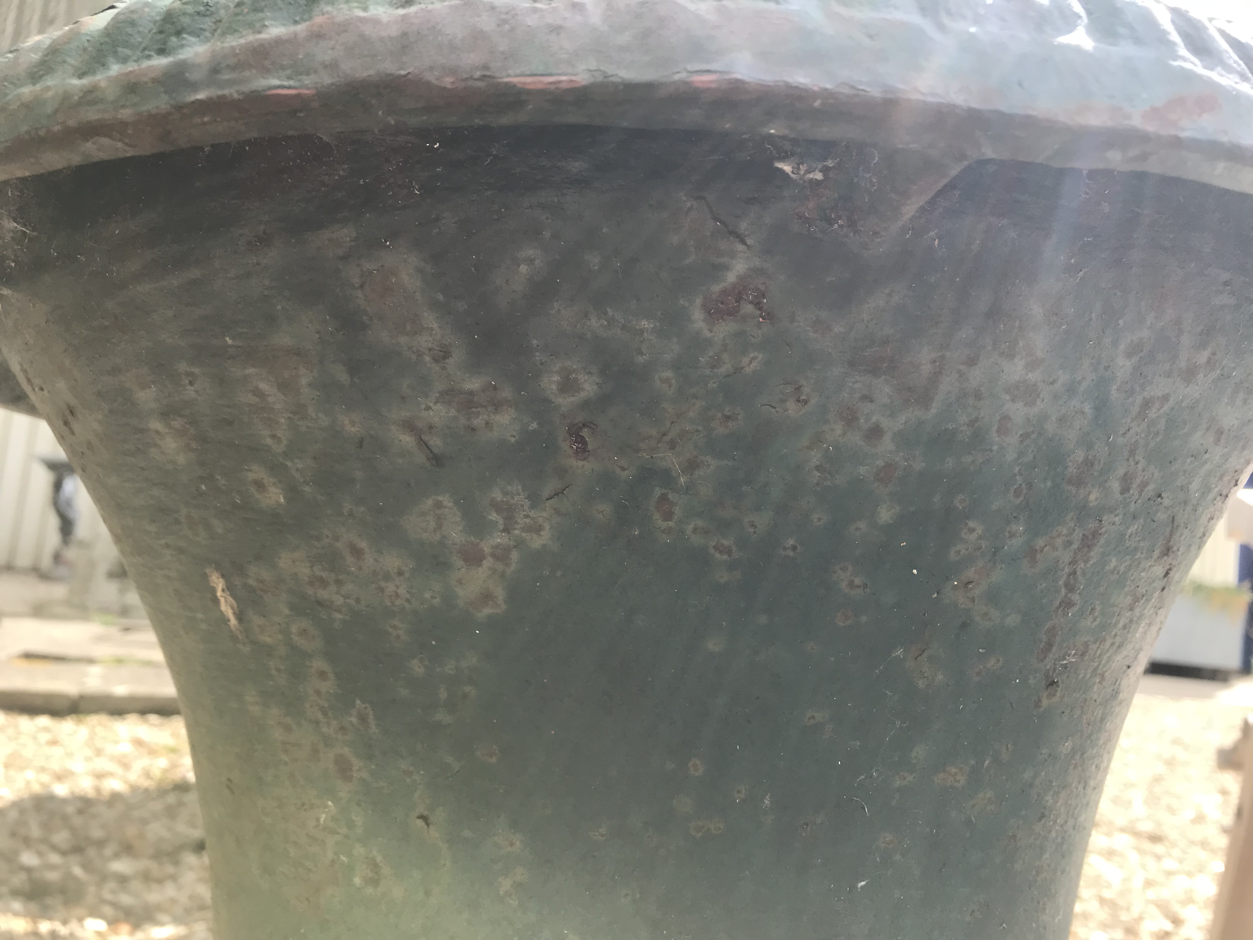 Two similar green cast iron garden urns CONDITION REPORTS Some areas of rusting, - Image 26 of 31