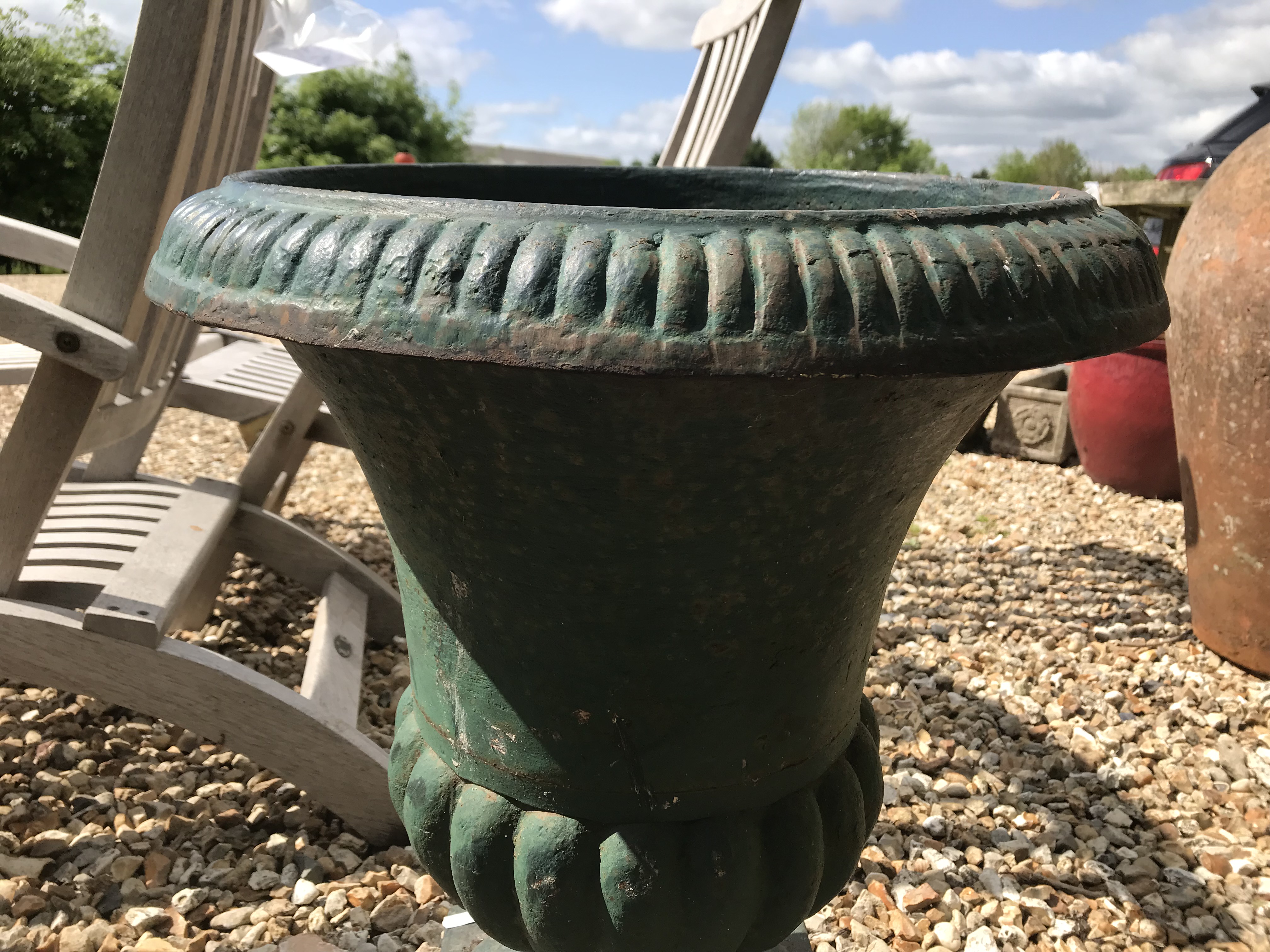 Two similar green cast iron garden urns CONDITION REPORTS Some areas of rusting, - Image 16 of 31