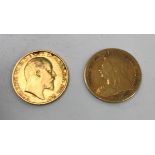 A 1899 Victoria half sovereign and a 1910 Edward VI gold half sovereign (2)