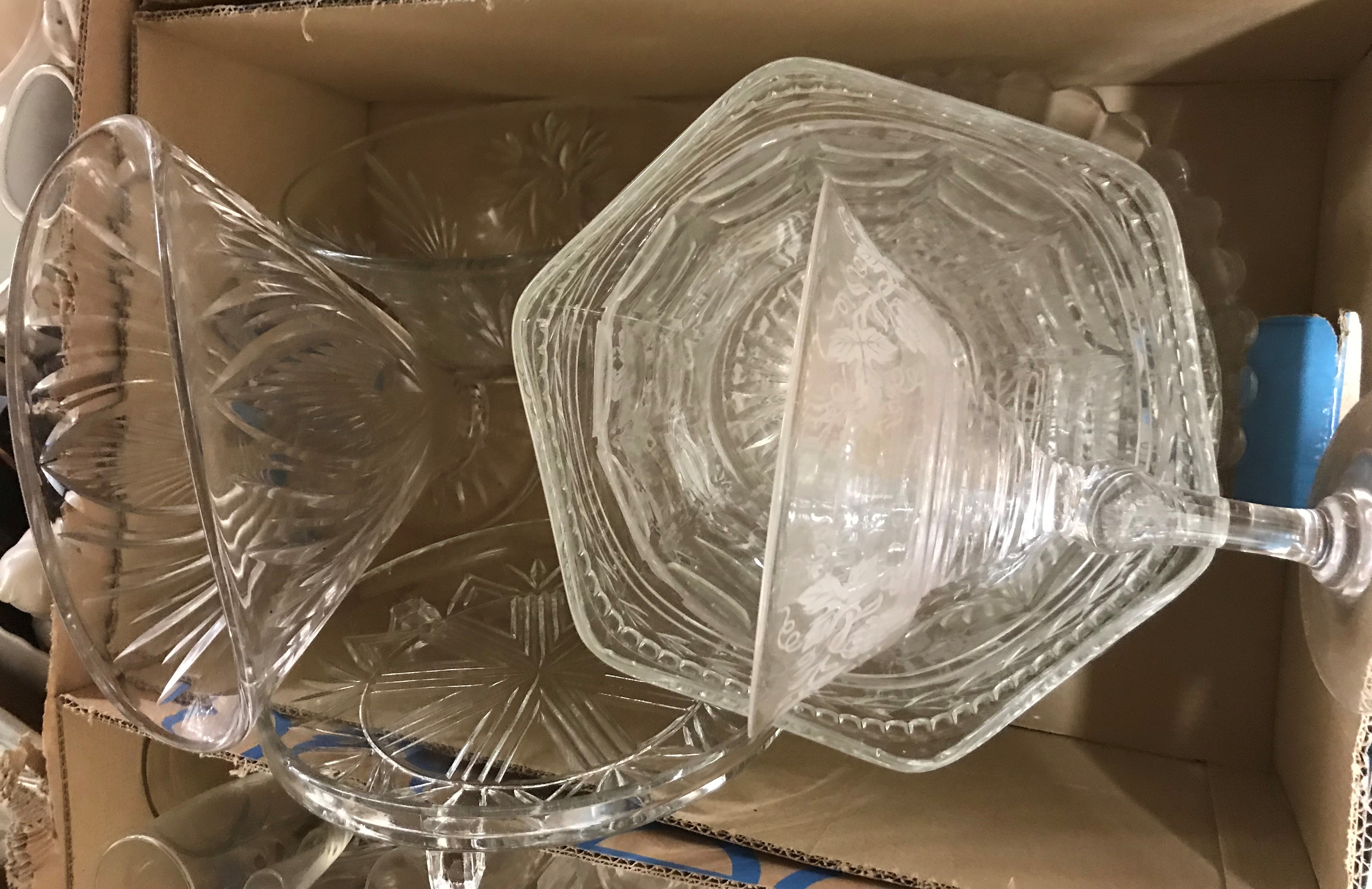 A large collection of glassware to include six Waterford crystal red wine glasses and six matching - Image 4 of 15