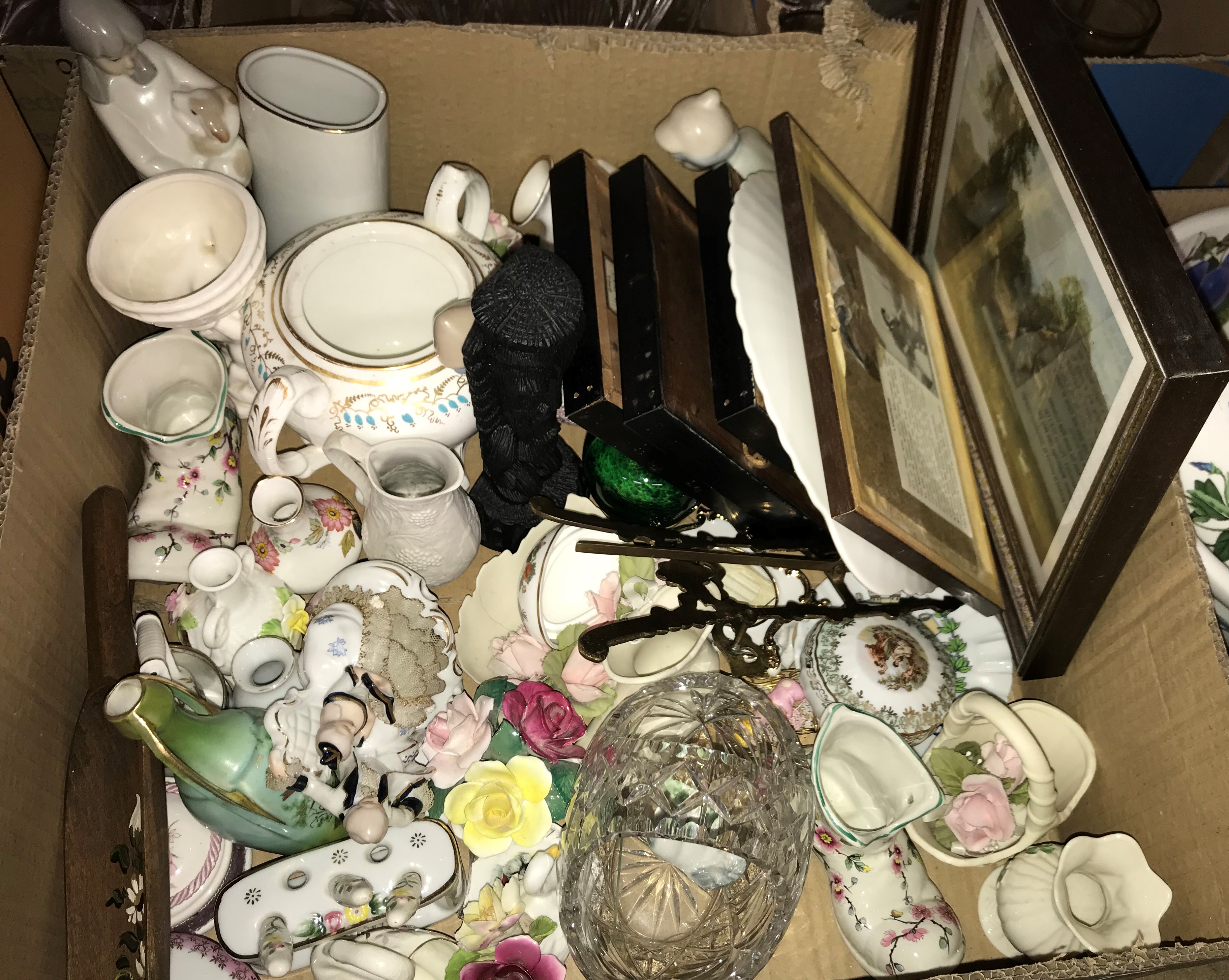 Five boxes of assorted sundry decorative china wares to include various commemorative pottery table - Image 6 of 14