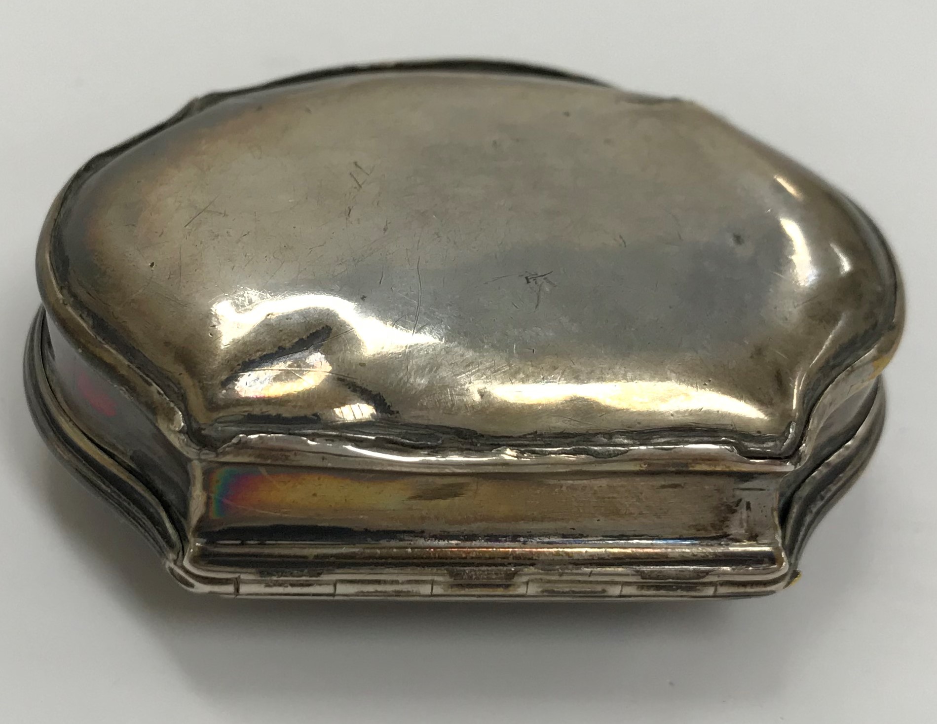 A silver hinge-lidded box, the lid set with hard stone medallion, - Image 3 of 4