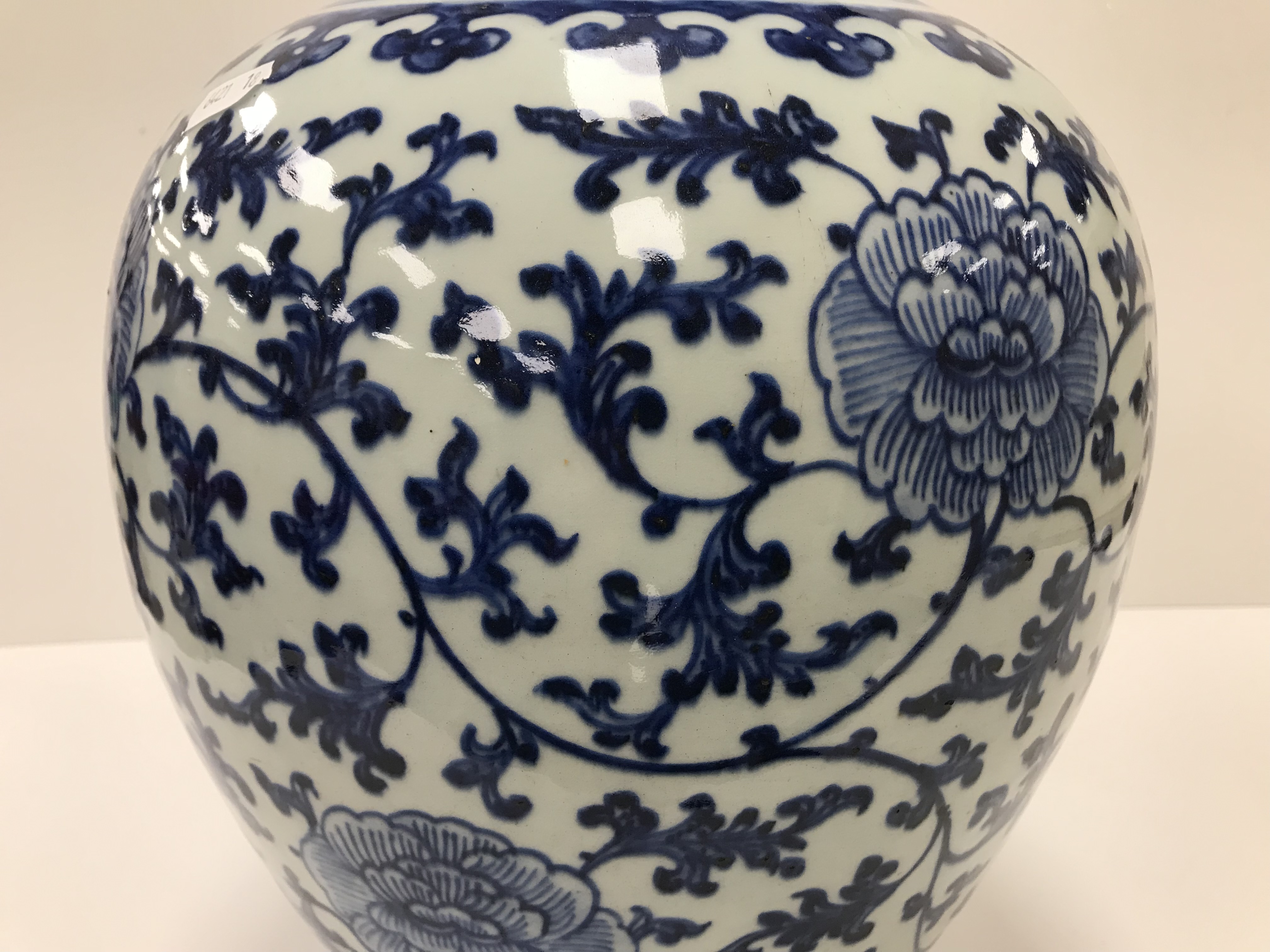 A 19th Century Chinese blue and white vase with all over foliate and floral decoration, 32. - Image 7 of 47