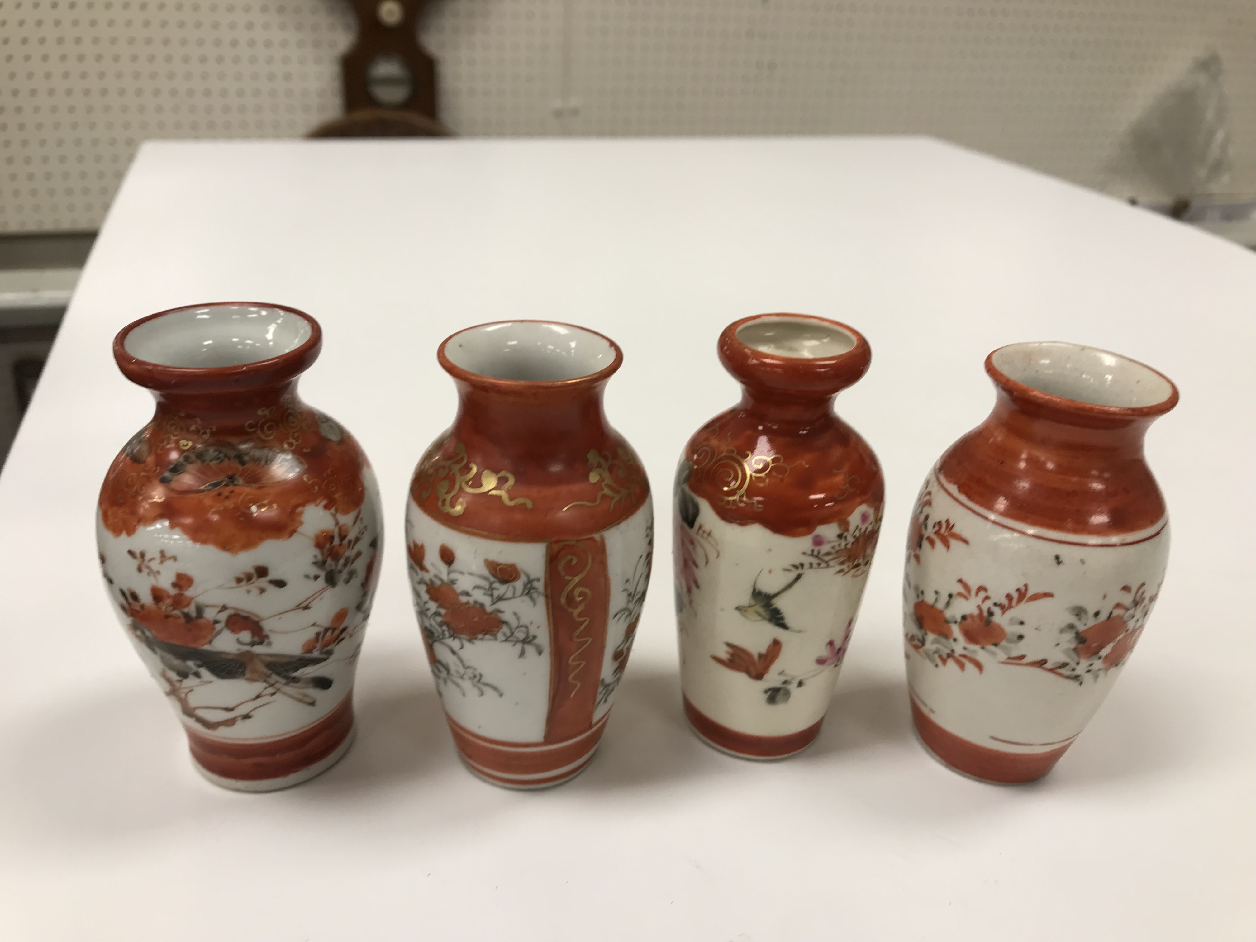 A collection of Japanese Meiji period Kutani ware vases including a moon flask shaped vase with - Image 97 of 152