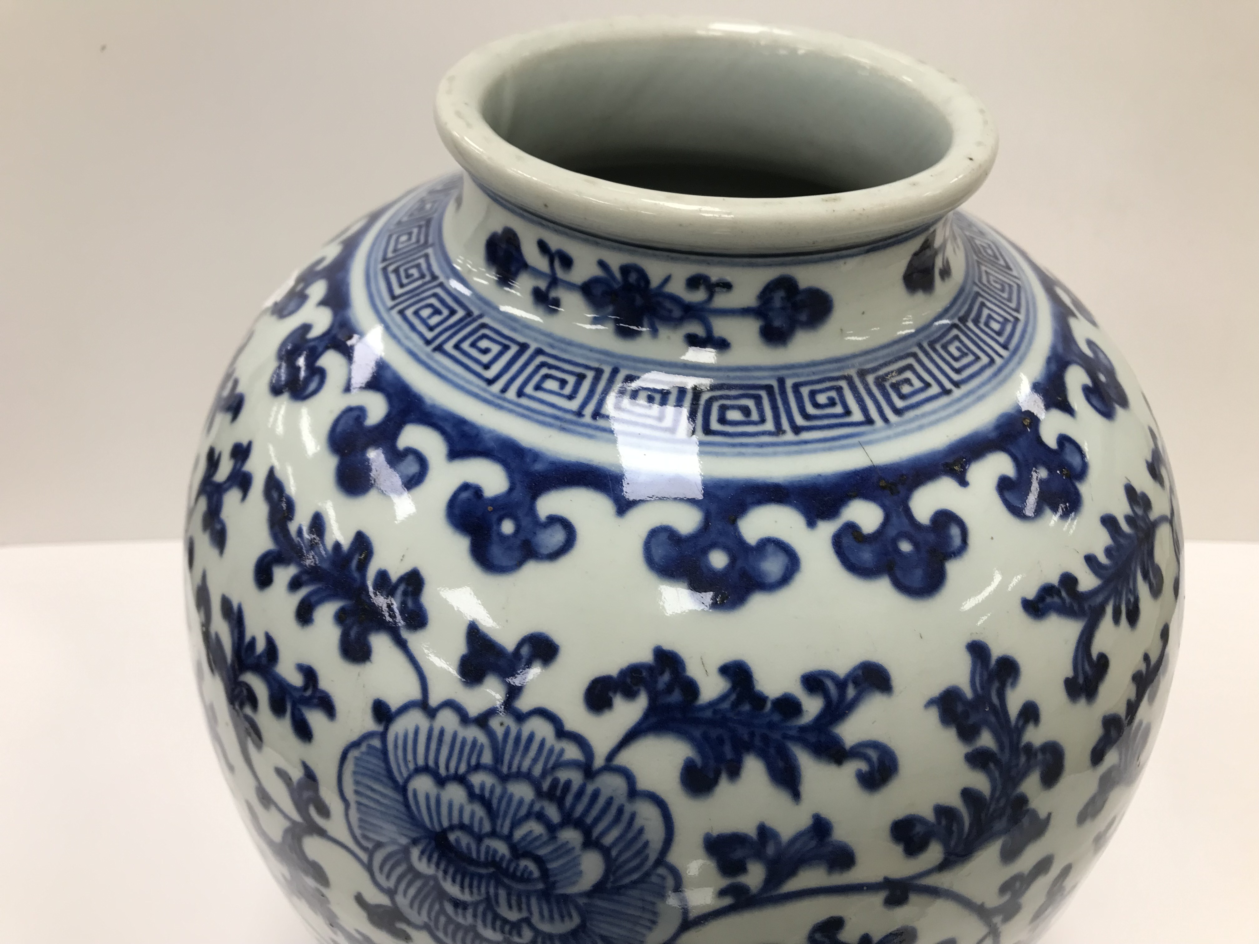 A 19th Century Chinese blue and white vase with all over foliate and floral decoration, 32. - Image 13 of 47