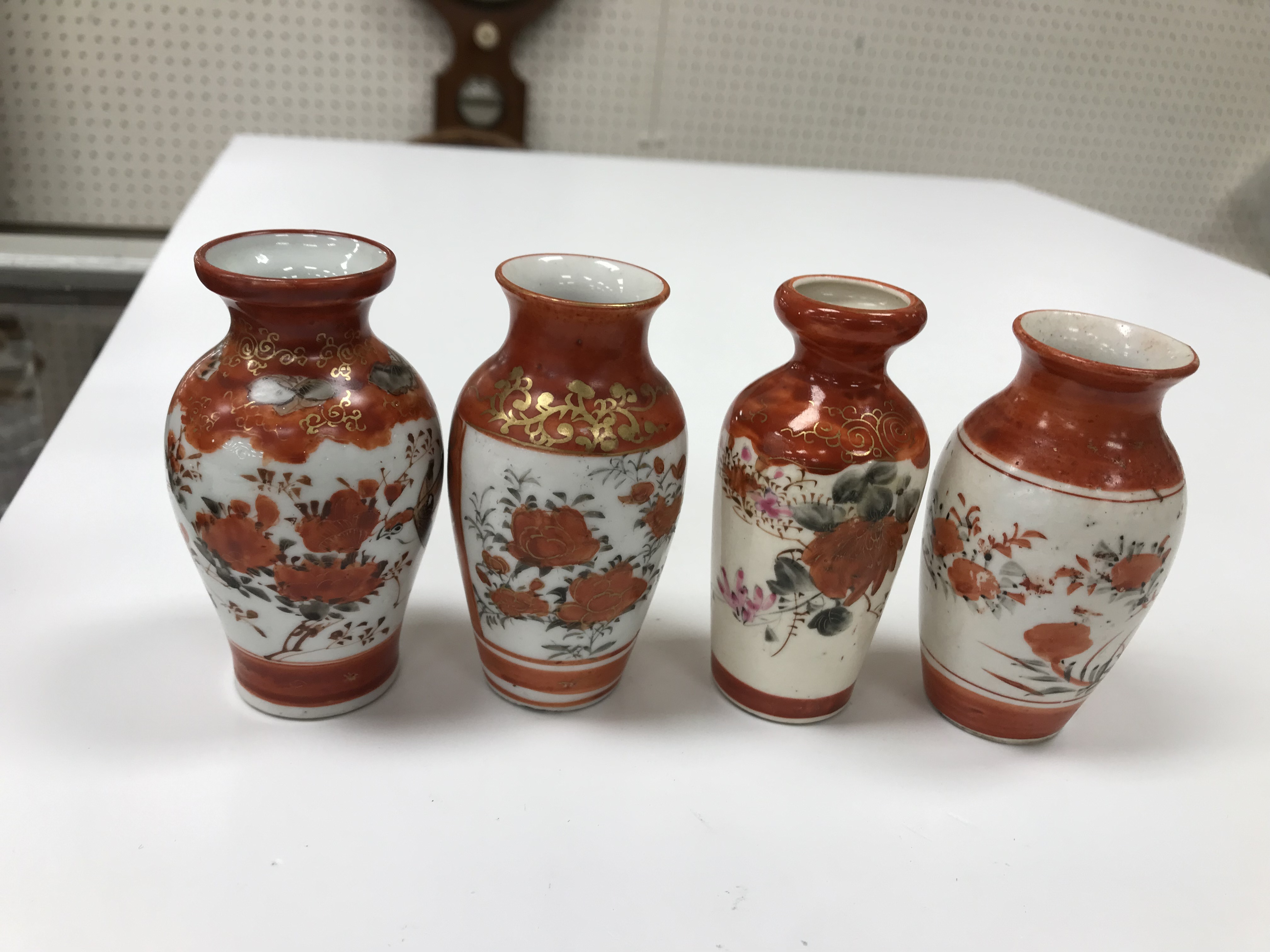 A collection of Japanese Meiji period Kutani ware vases including a moon flask shaped vase with - Image 94 of 152