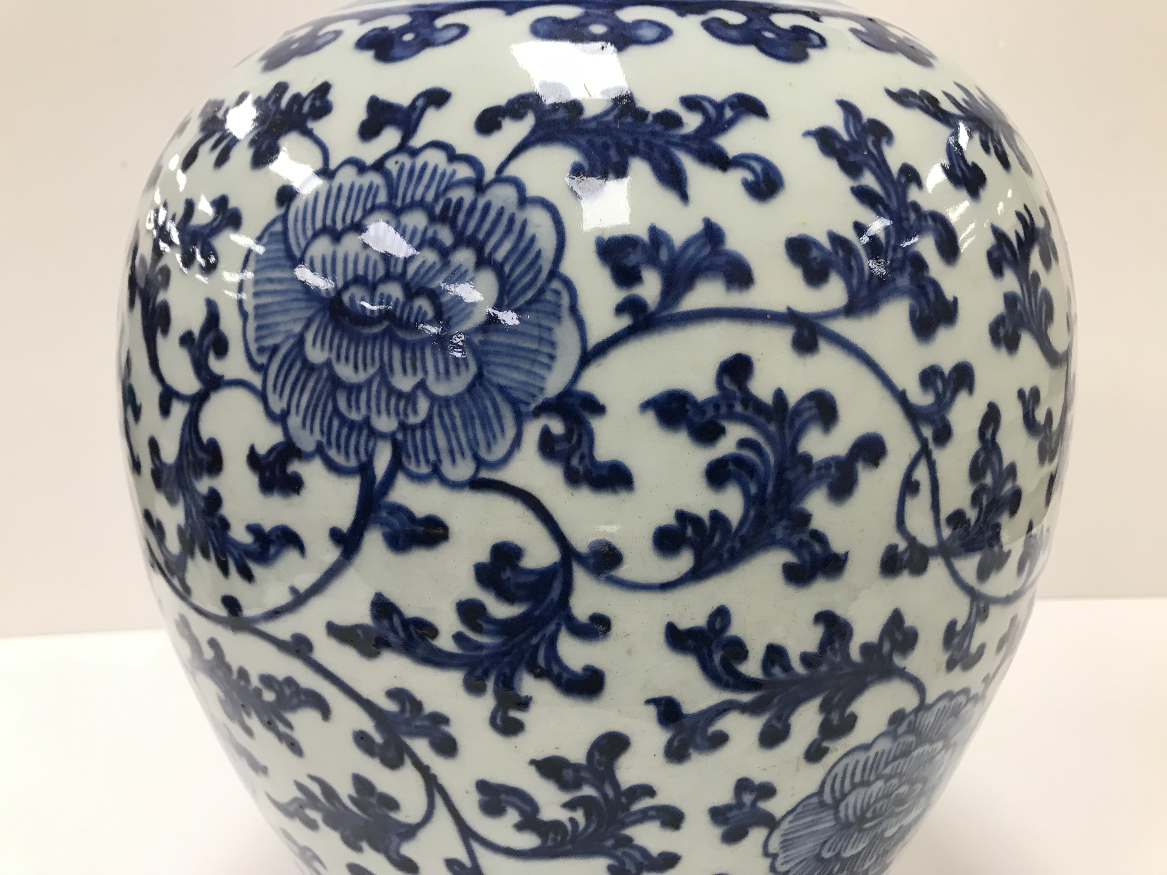 A 19th Century Chinese blue and white vase with all over foliate and floral decoration, 32. - Image 14 of 47