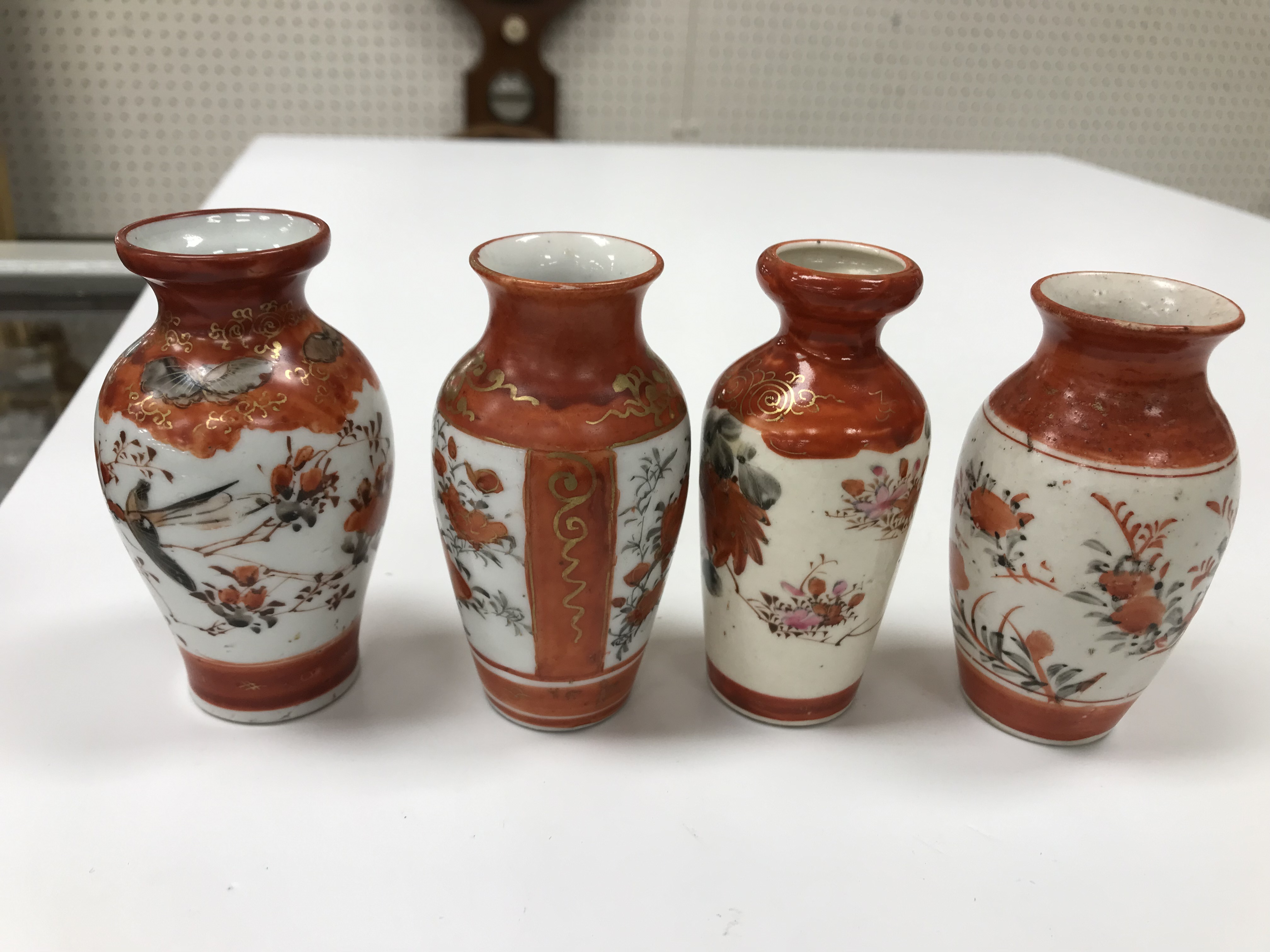 A collection of Japanese Meiji period Kutani ware vases including a moon flask shaped vase with - Image 95 of 152