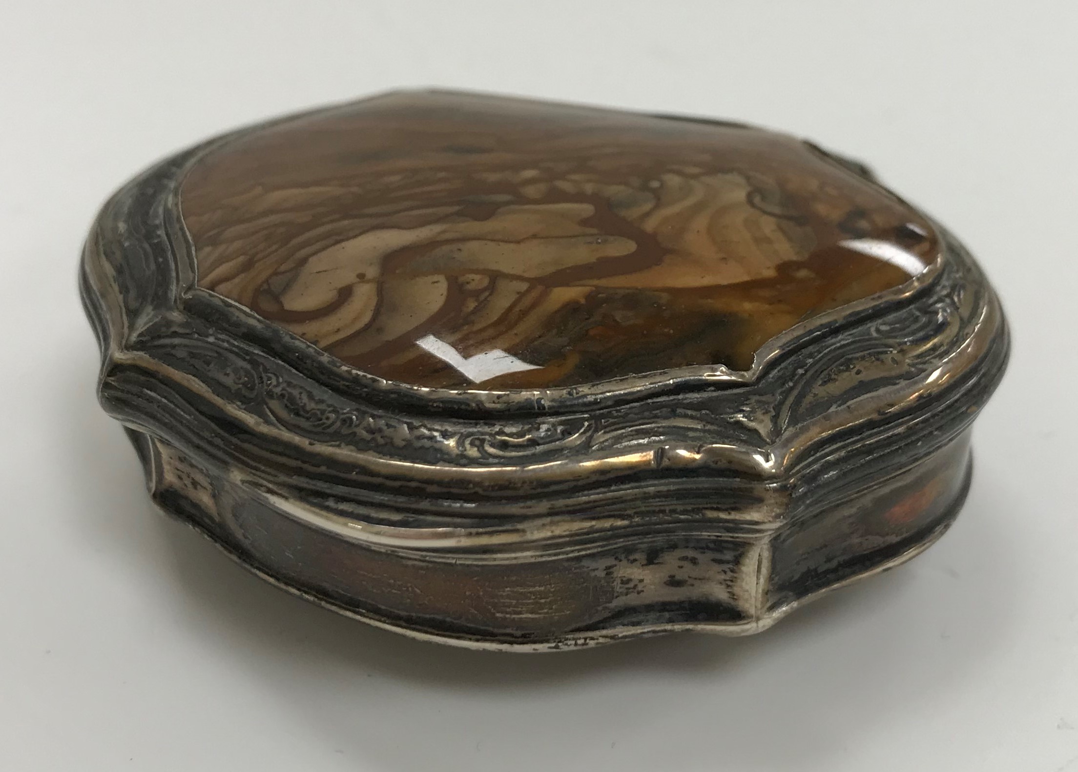 A silver hinge-lidded box, the lid set with hard stone medallion, - Image 2 of 4