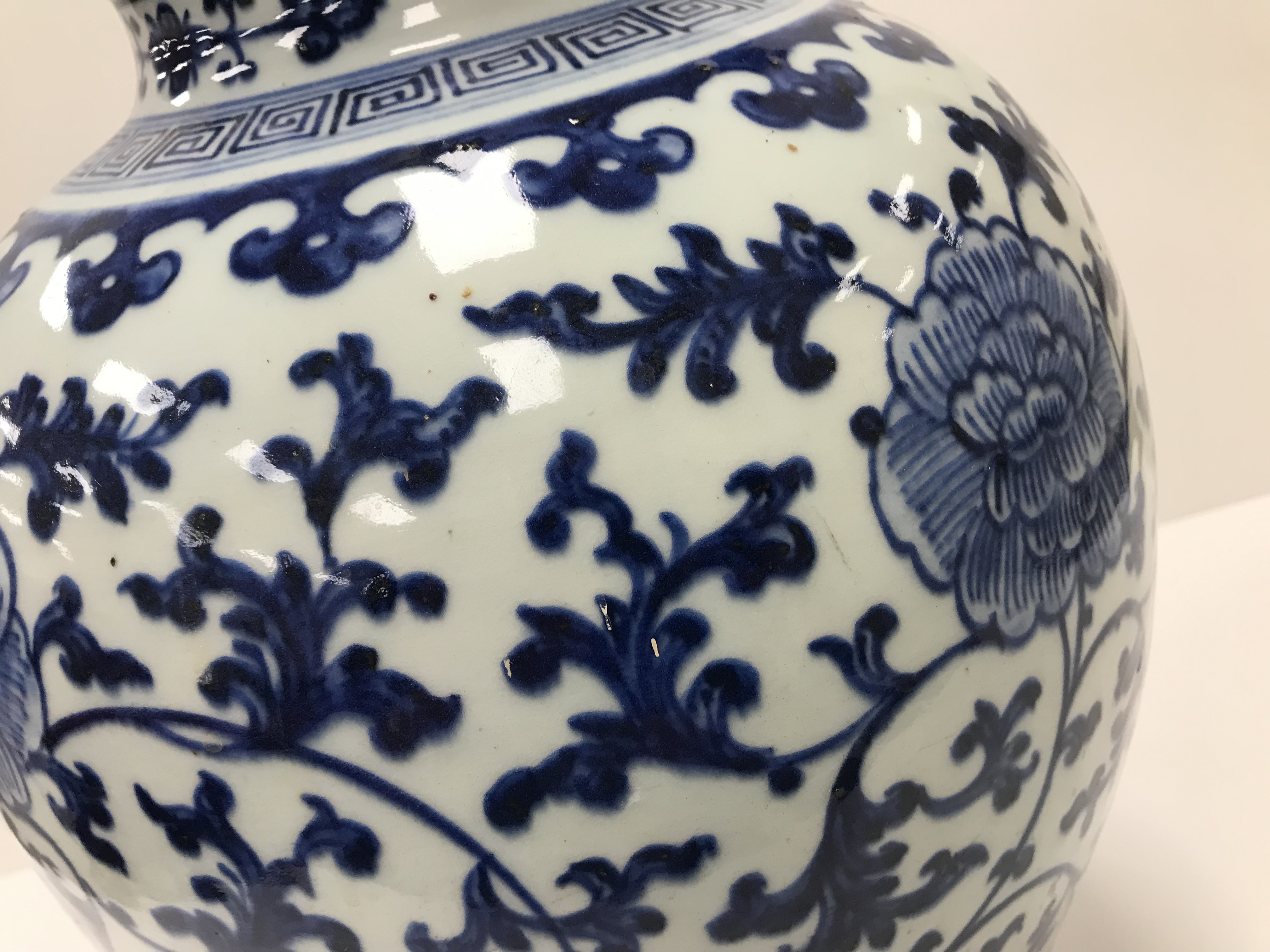 A 19th Century Chinese blue and white vase with all over foliate and floral decoration, 32. - Image 25 of 47