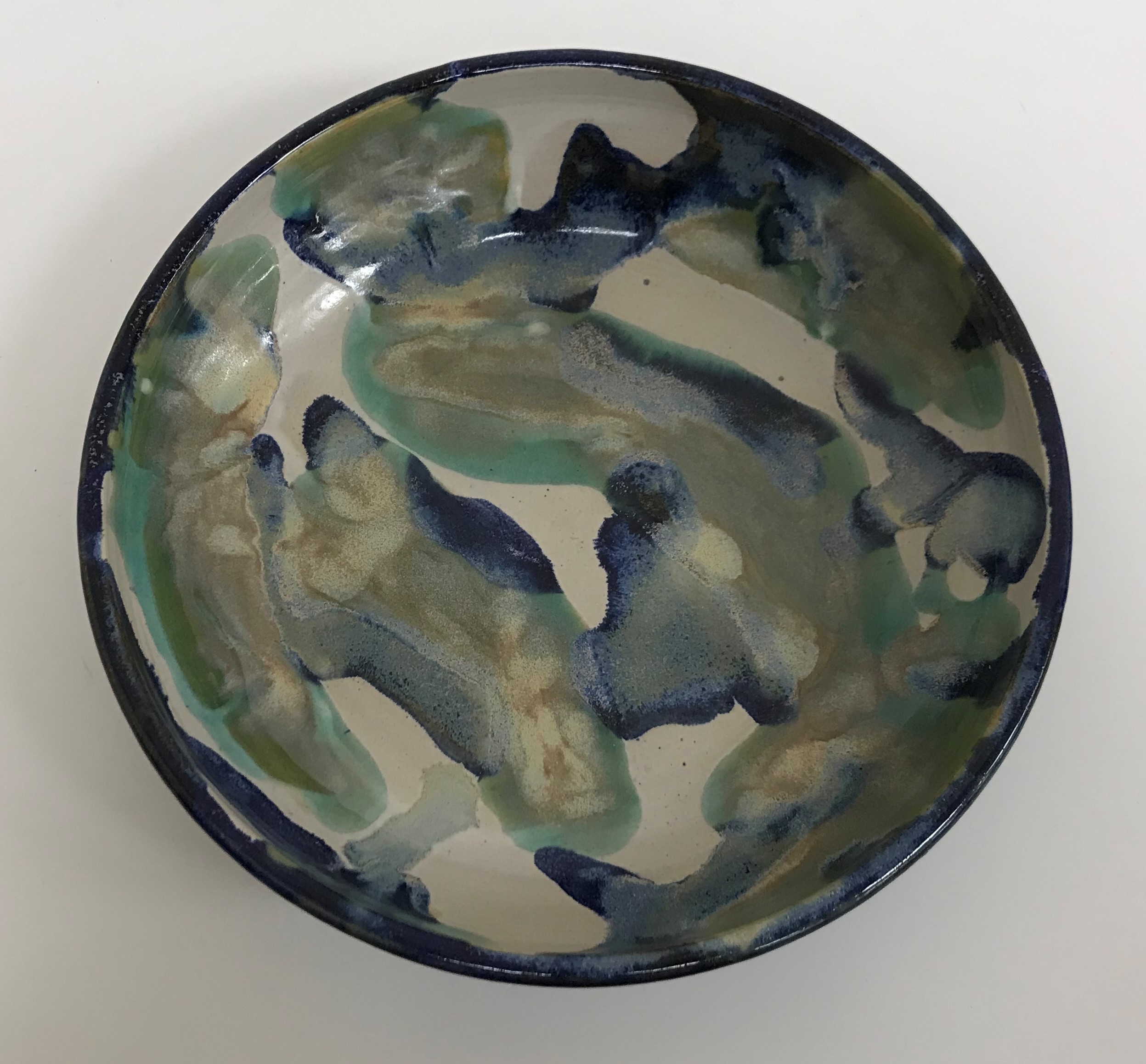 A Janice Tchalenko fruit bowl in blues and greens, 28 cm diameter x 12. - Image 3 of 4