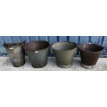 A graduated set of three garden pails in the vintage manner, largest 30 cm high excluding handle,