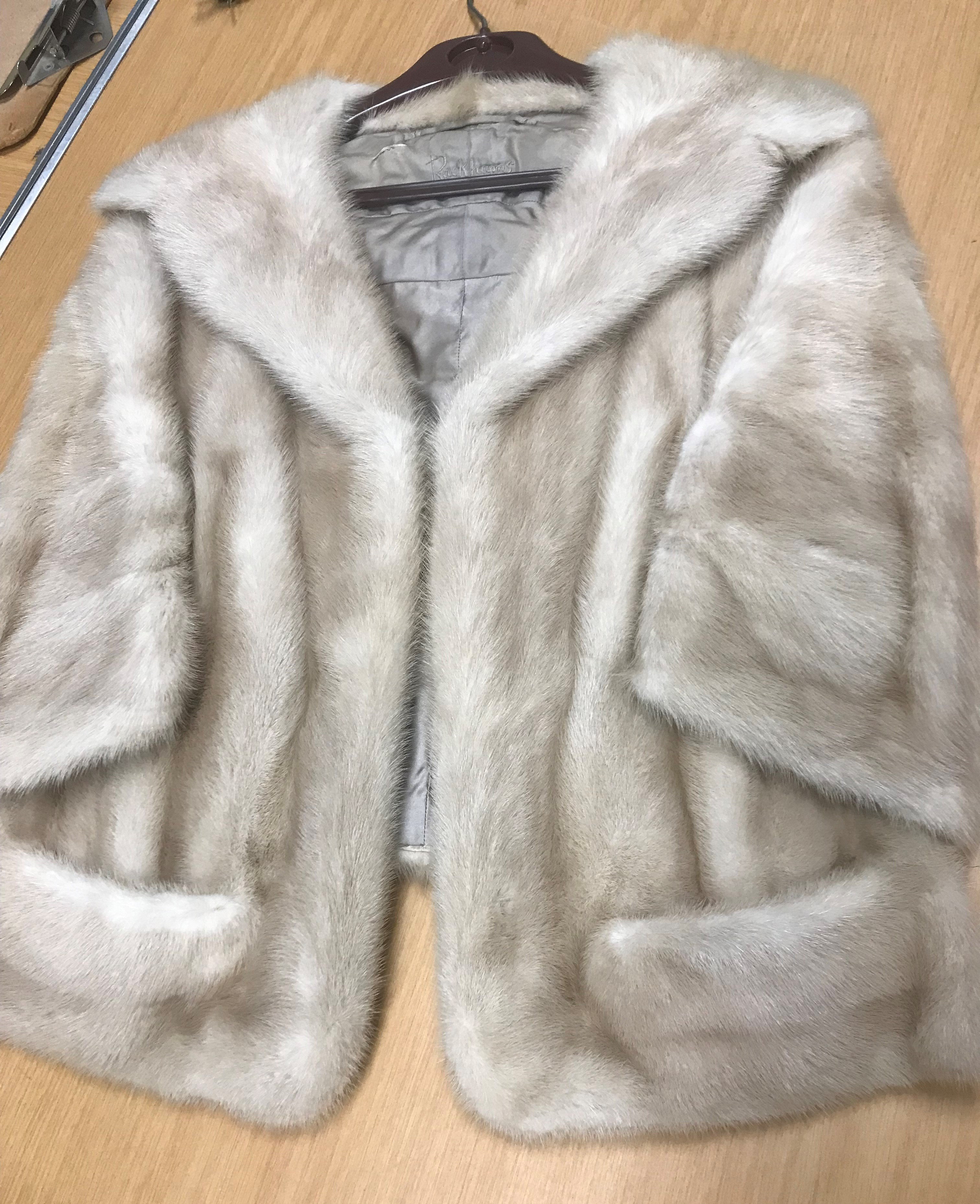 A collection of furs to include a mink jacket with three quarter length sleeves and satin lining, - Image 6 of 7