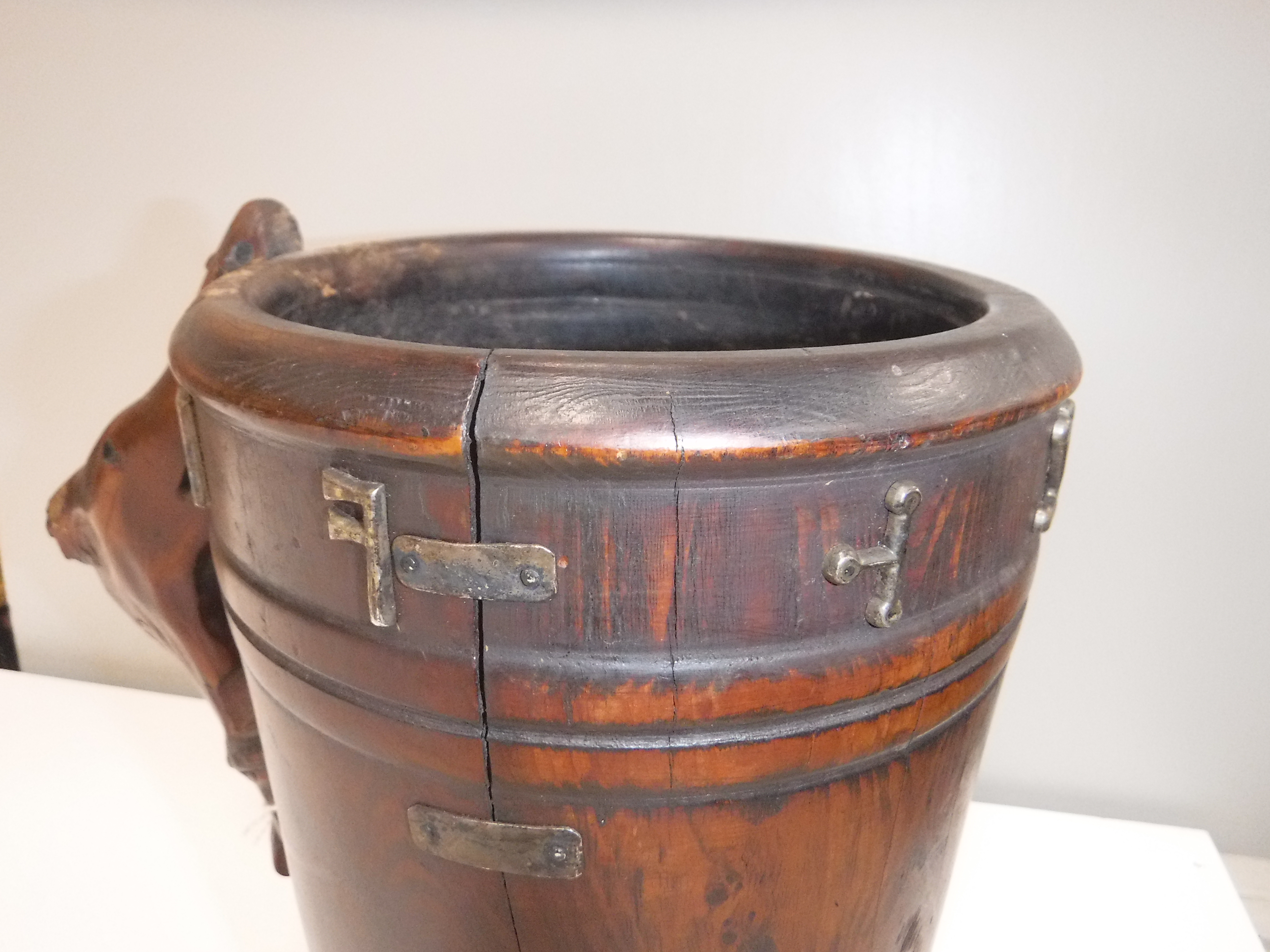 A 19th Century yew wood mug, - Image 16 of 19