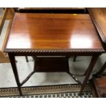 A Victorian mahogany drop-leaf Pembroke table,