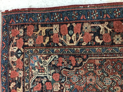 A vintage Persian carpet, - Image 5 of 5