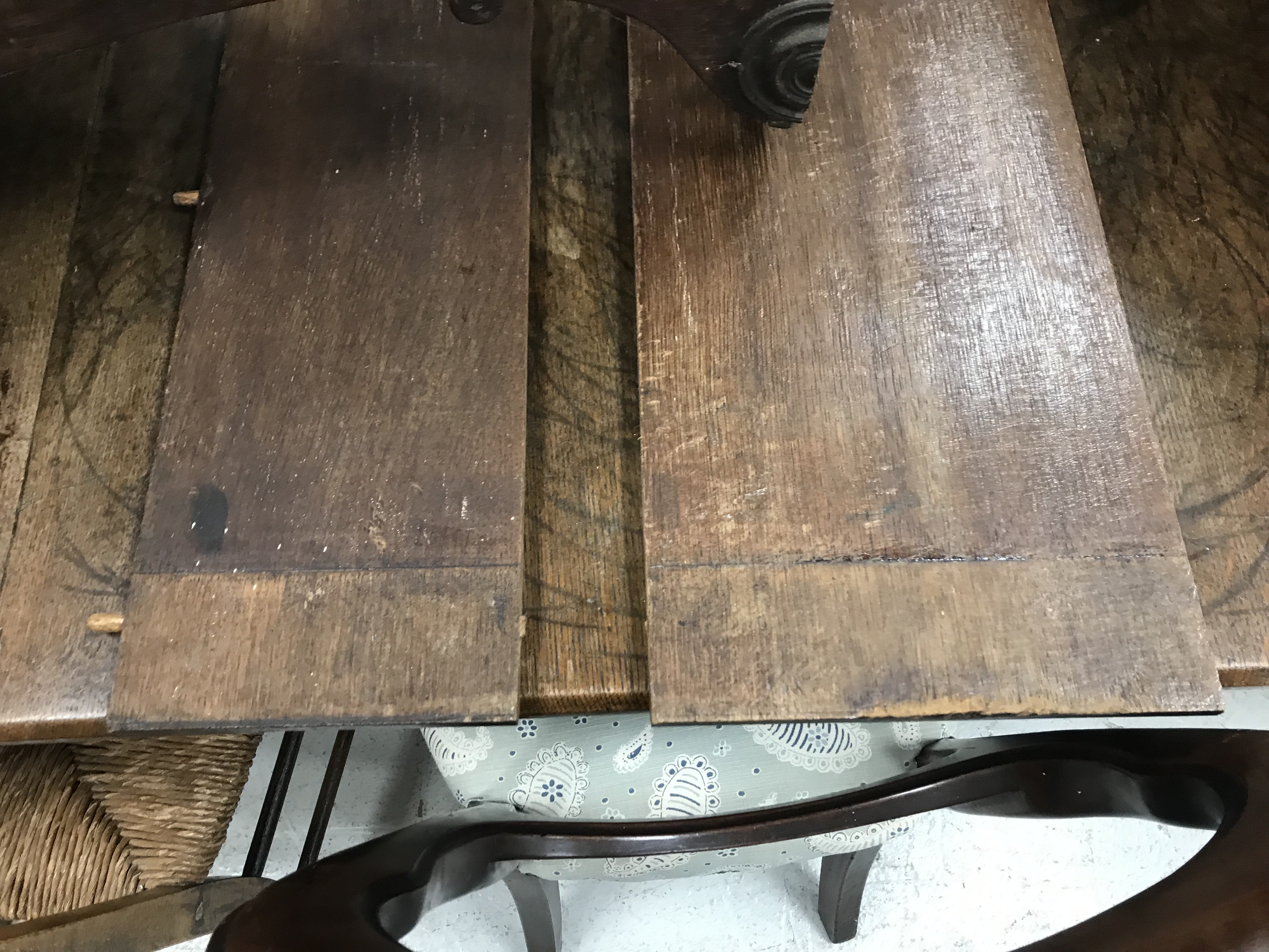 A Victorian oak extending dining table, - Image 2 of 41