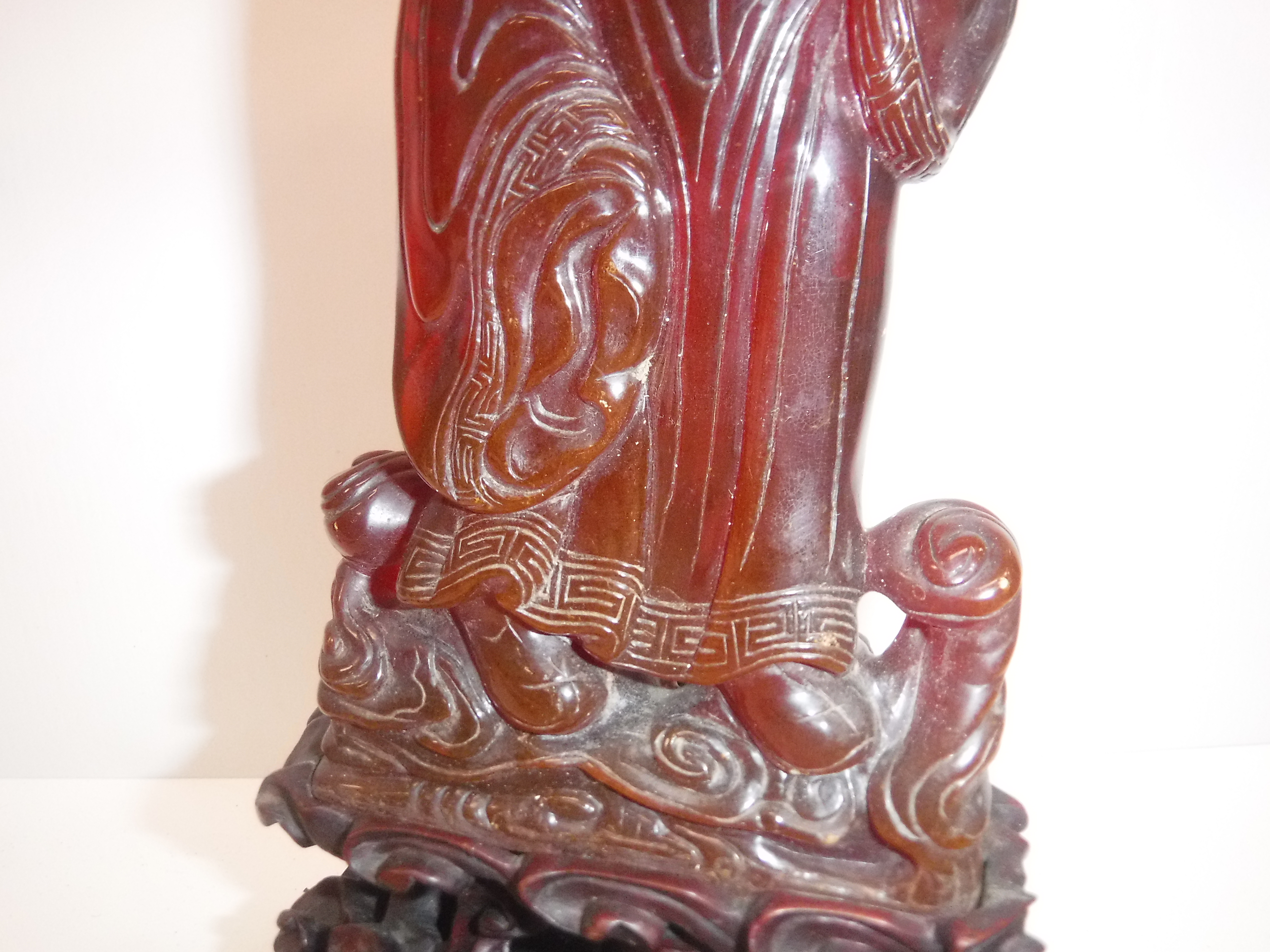 A pair of Chinese carved amber figures of a man and a woman in robes, - Image 6 of 27