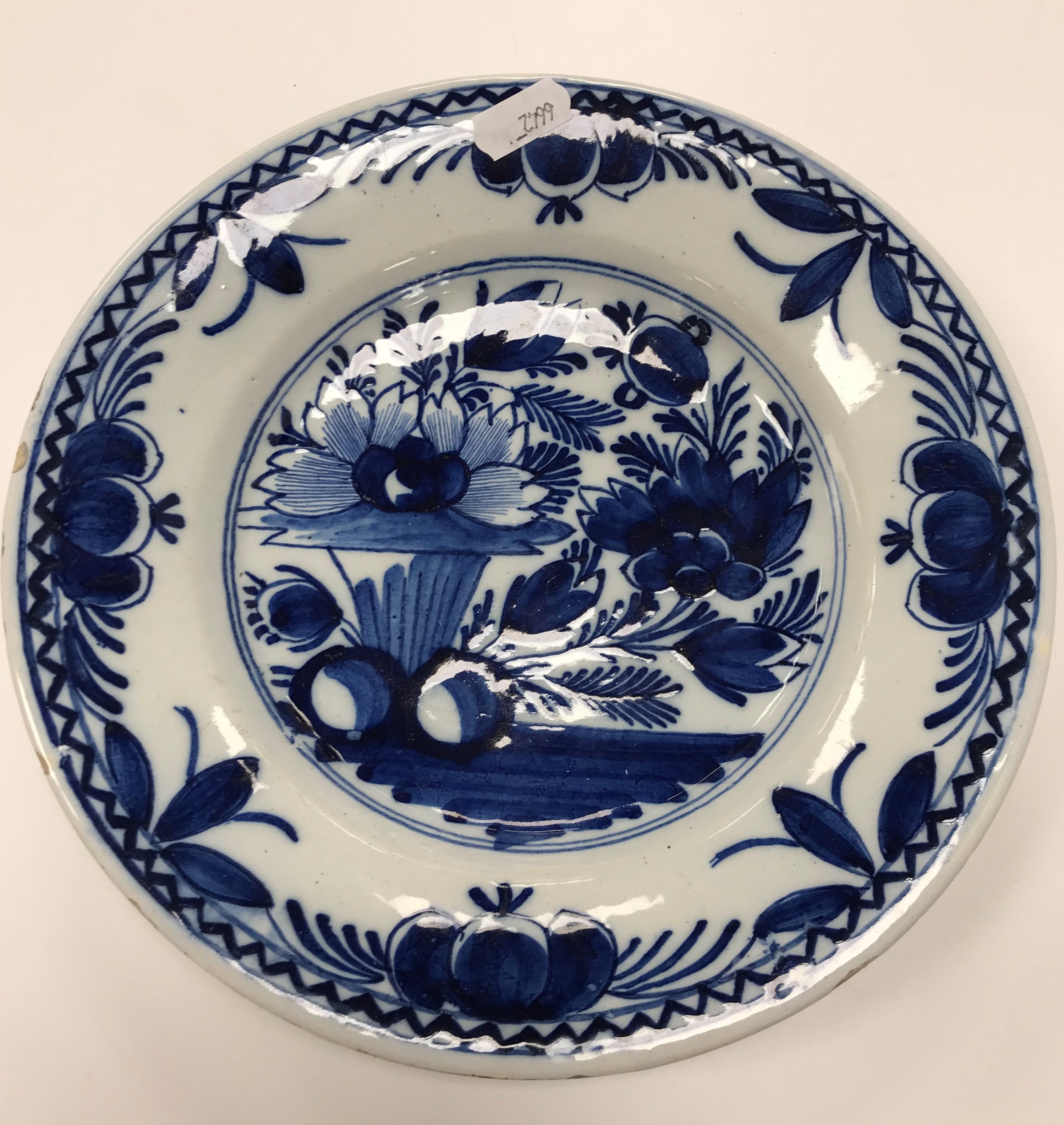 An 18th Century Dutch Delft chinoiserie - Image 2 of 2
