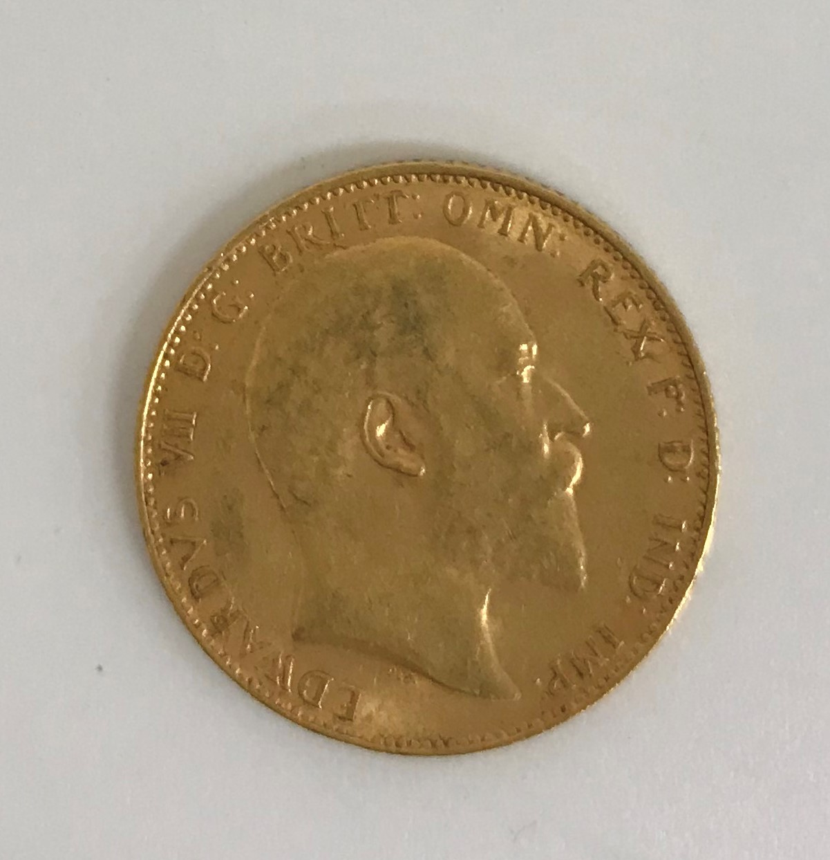 A 1910 Edward VII gold sovereign - Image 2 of 2