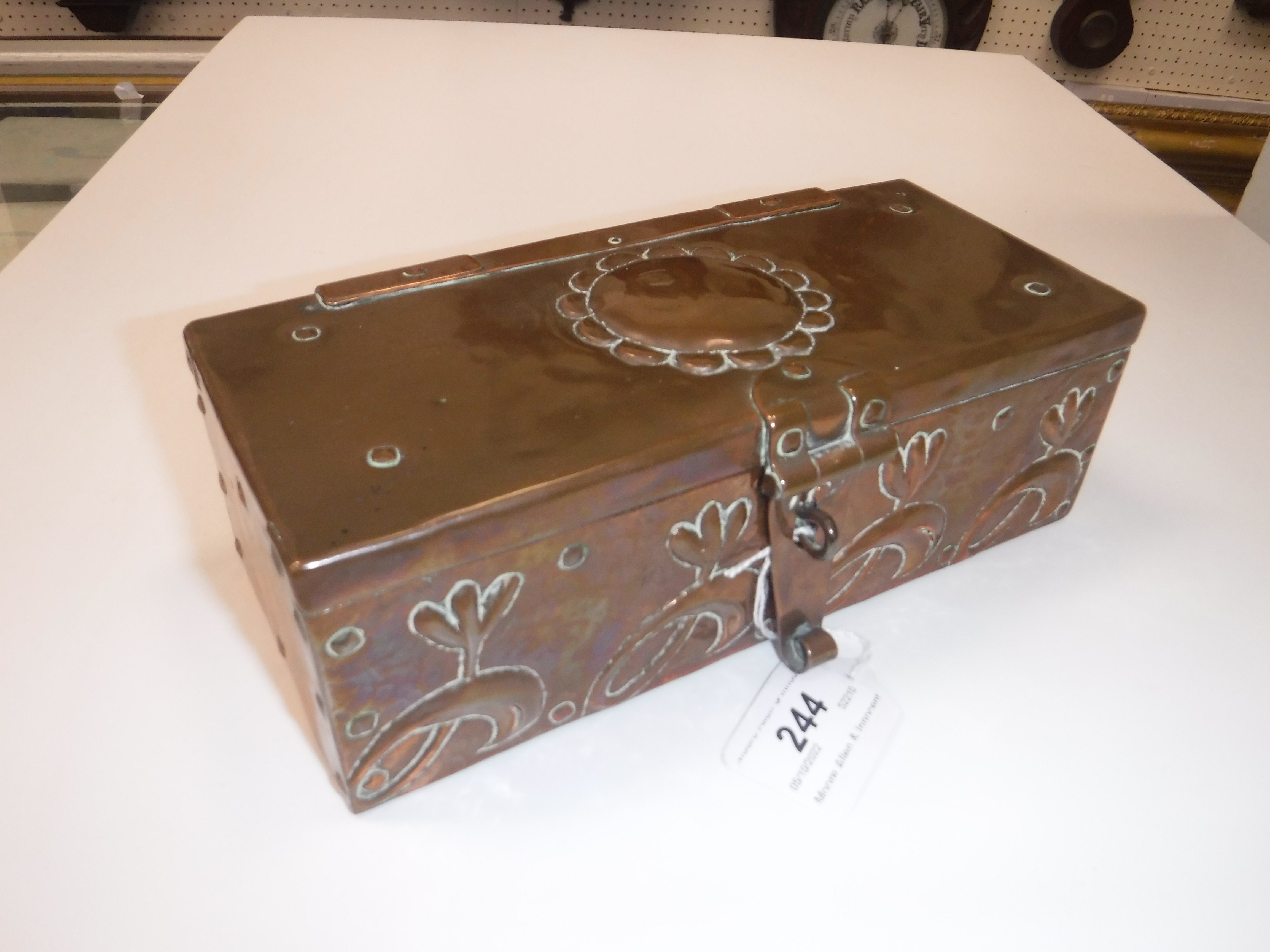 A Newlyn School copper box by John Pearson, - Image 4 of 16