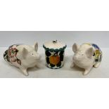 A Griselda Hill Pottery Wemyss pig figur