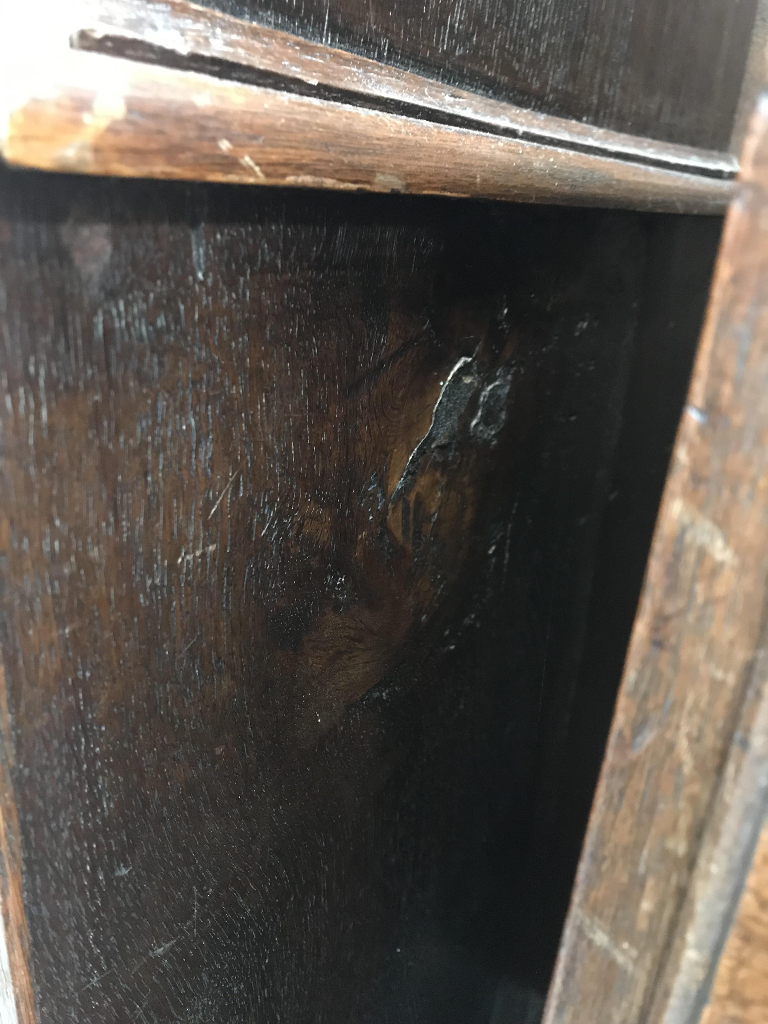 An early 19th Century oak chest on chest - Image 26 of 53