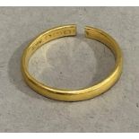 A wedding ring in 22ct A/F, approximate weight 3g