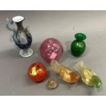 Various items of Murano glass including a green and gilt flecked vase, two clear and gilt flecked