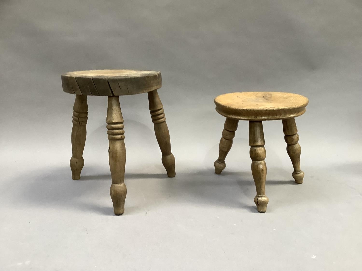 A cobbler's pine three legged stool together with another in beech - Image 2 of 3