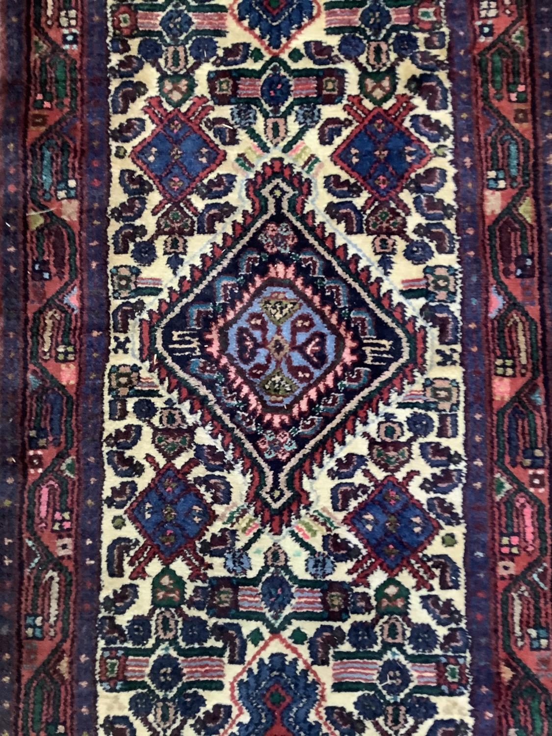 A modern Middle Eastern rug, the ivory field with three diamond shaped medallions amongst - Image 2 of 3