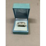 A silver ring by Gucci, approximate weight 15g